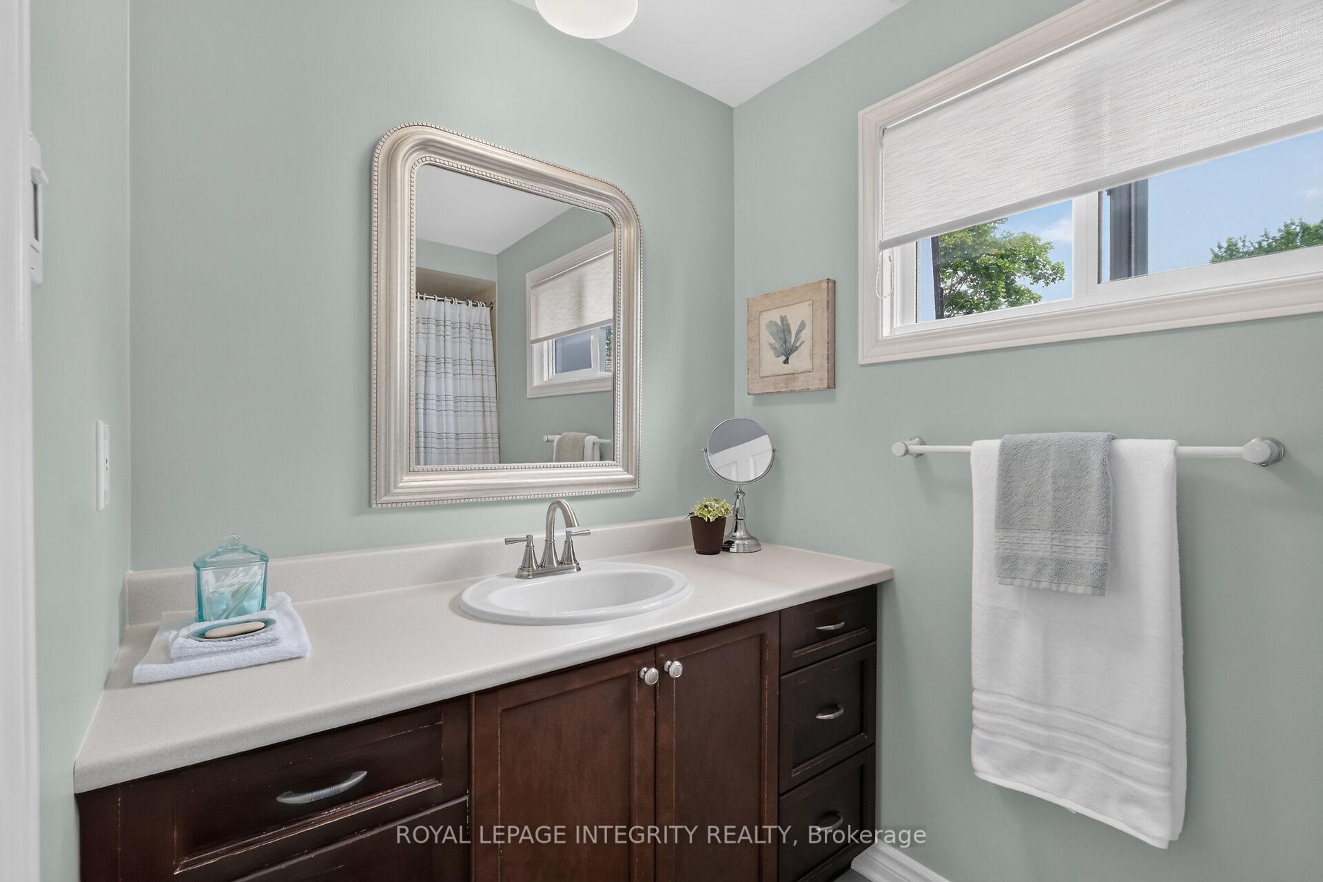 Photo 36 of 6100 Vineyard Drive, Ottawa, Convent Glen — HOMEH