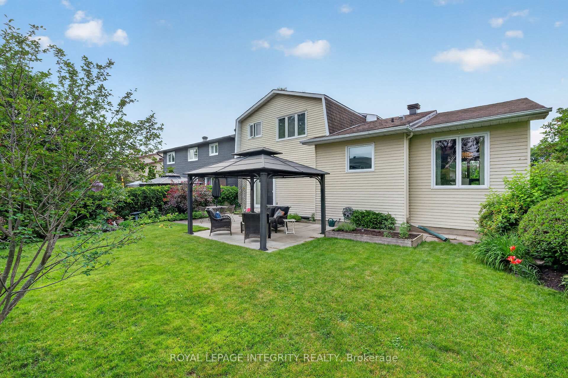 Photo 44 of 6100 Vineyard Drive, Ottawa, Convent Glen — HOMEH