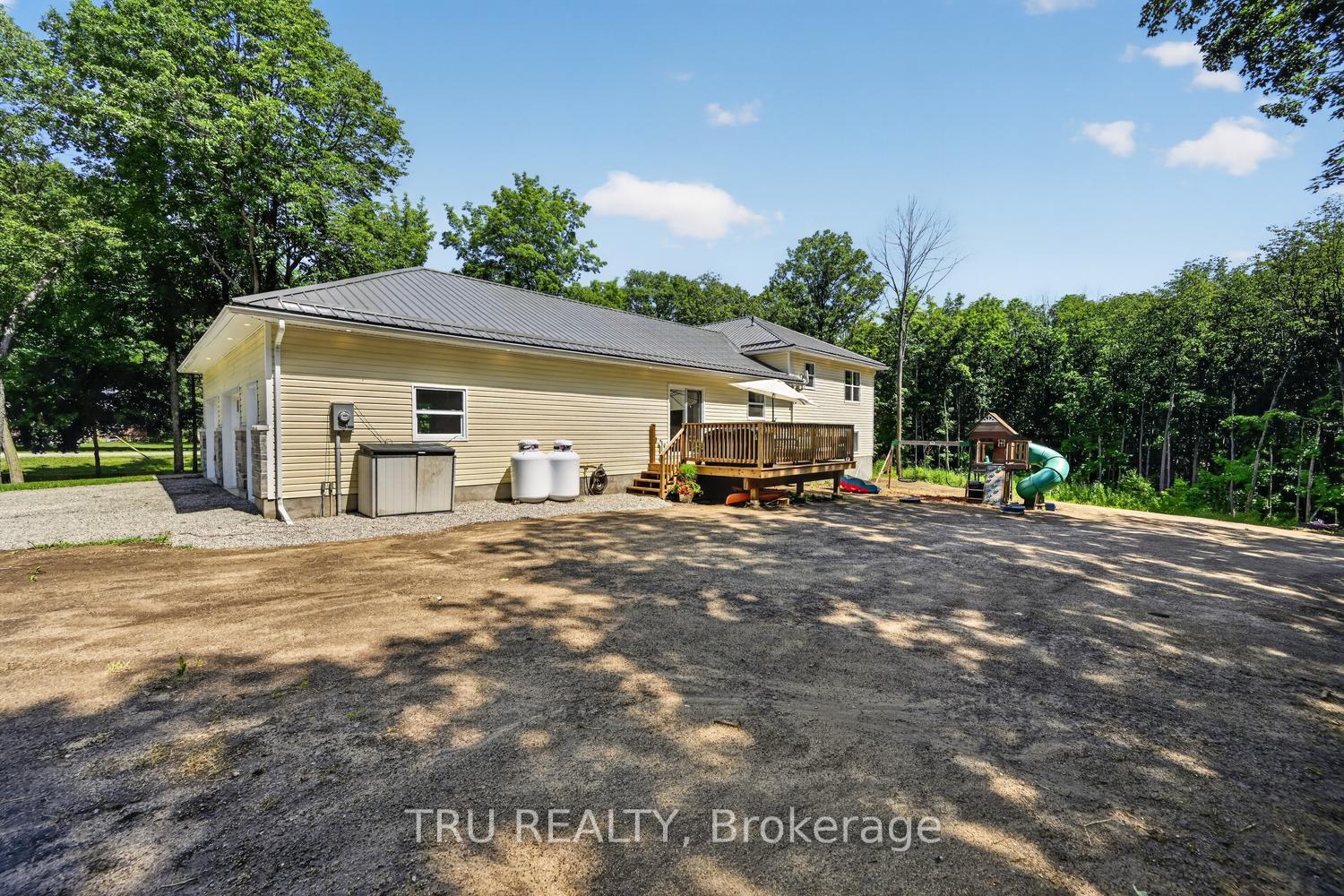 Photo 10 of 2 Baker Road, Elizabethtown-Kitley, Elizabethtown Kitley (Old K.) Twp — HOMEH