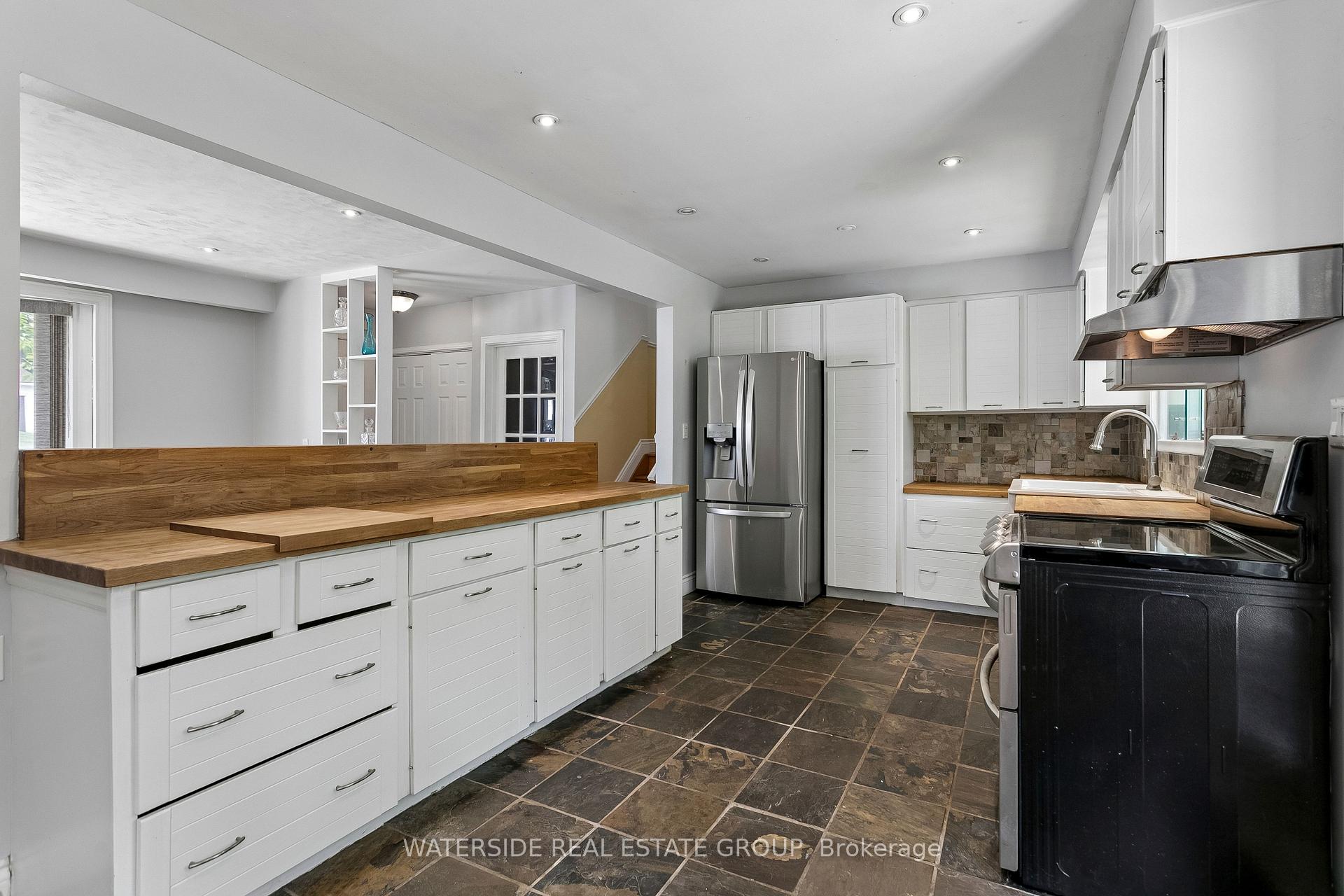 Photo 9 of 77A Creighton Road, Hamilton, Dundas — HOMEH