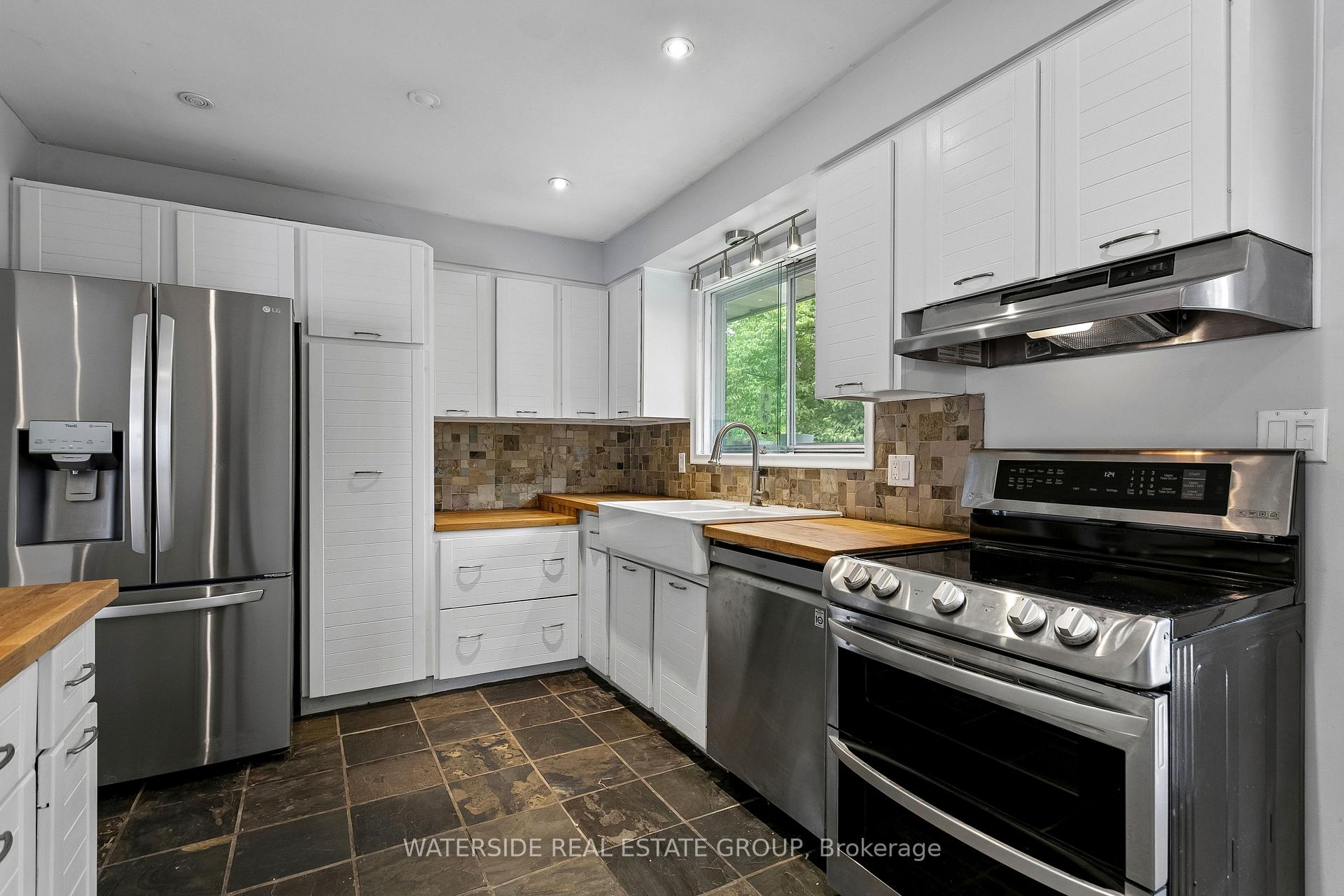 Photo 10 of 77A Creighton Road, Hamilton, Dundas — HOMEH