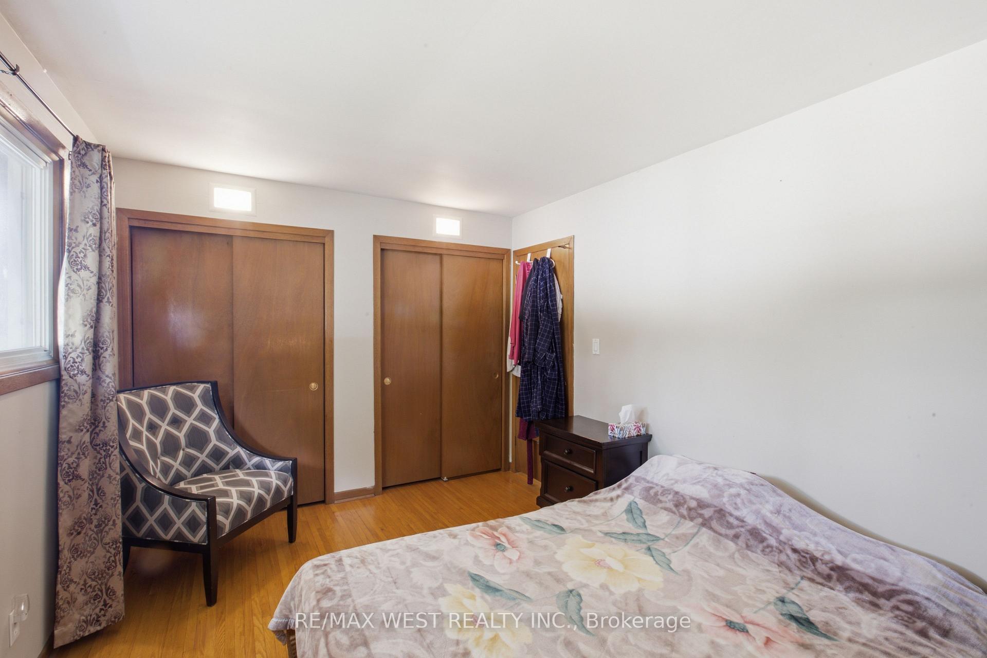 Photo 19 of 453 Leonard Avenue, Welland, Prince Charles — HOMEH