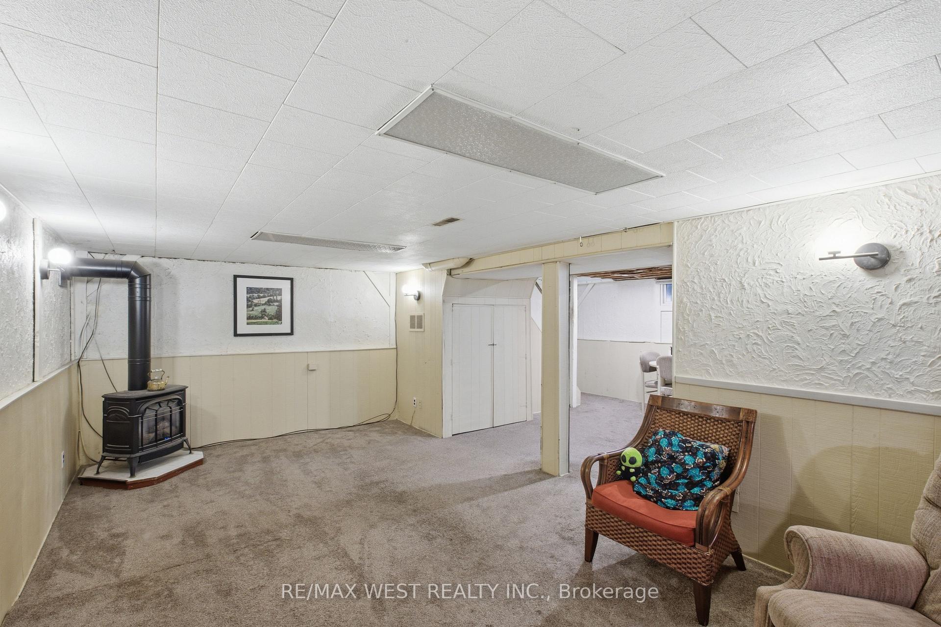 Photo 21 of 453 Leonard Avenue, Welland, Prince Charles — HOMEH