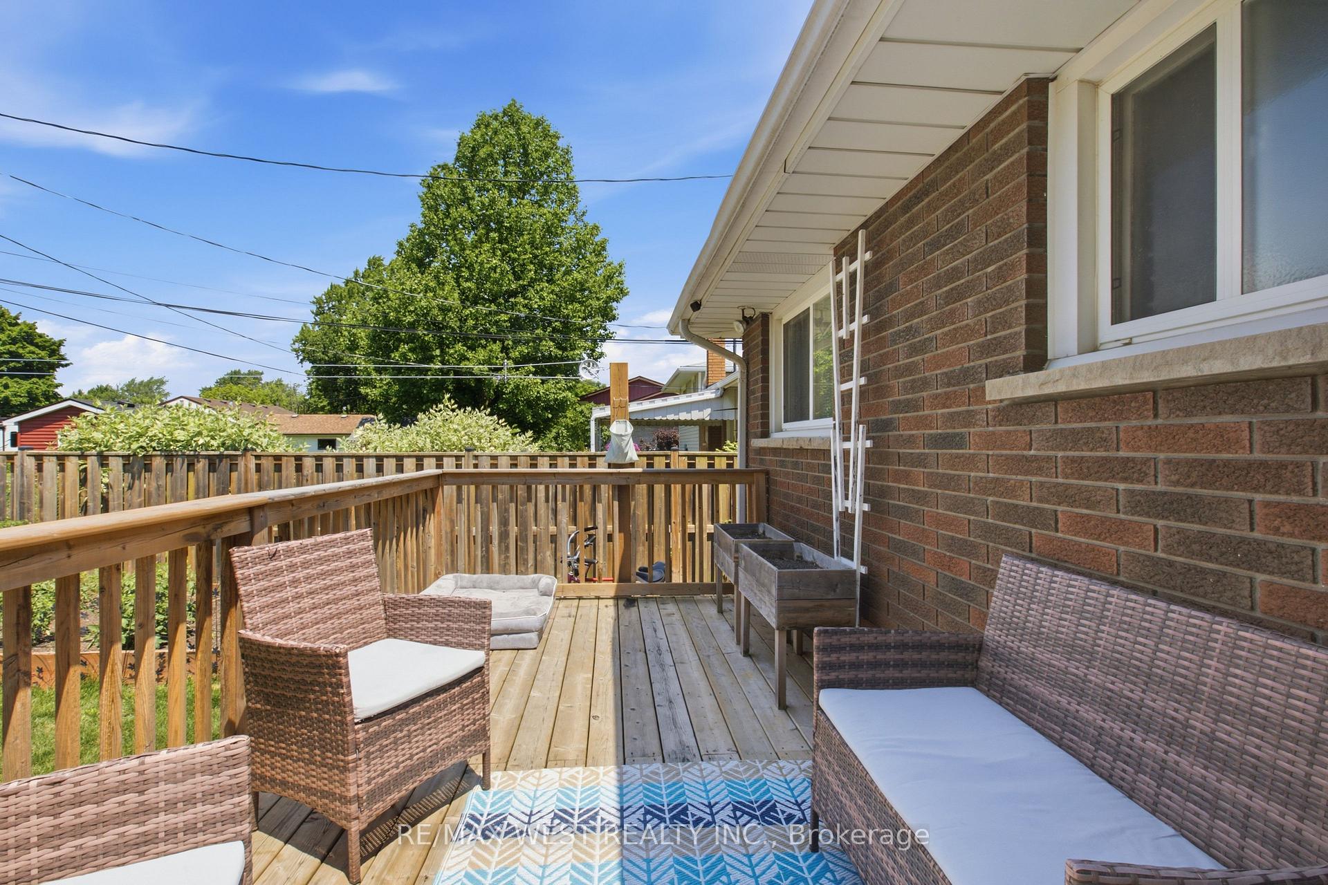 Photo 34 of 453 Leonard Avenue, Welland, Prince Charles — HOMEH