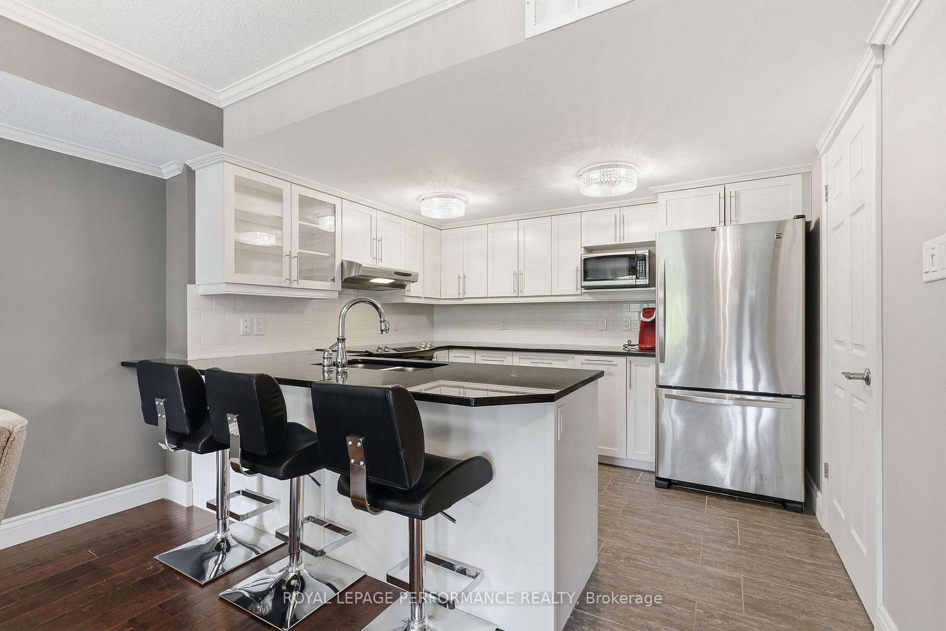 Photo 6 of Unit B, 285 Titanium Private, Ottawa, Convent Glen North — HOMEH