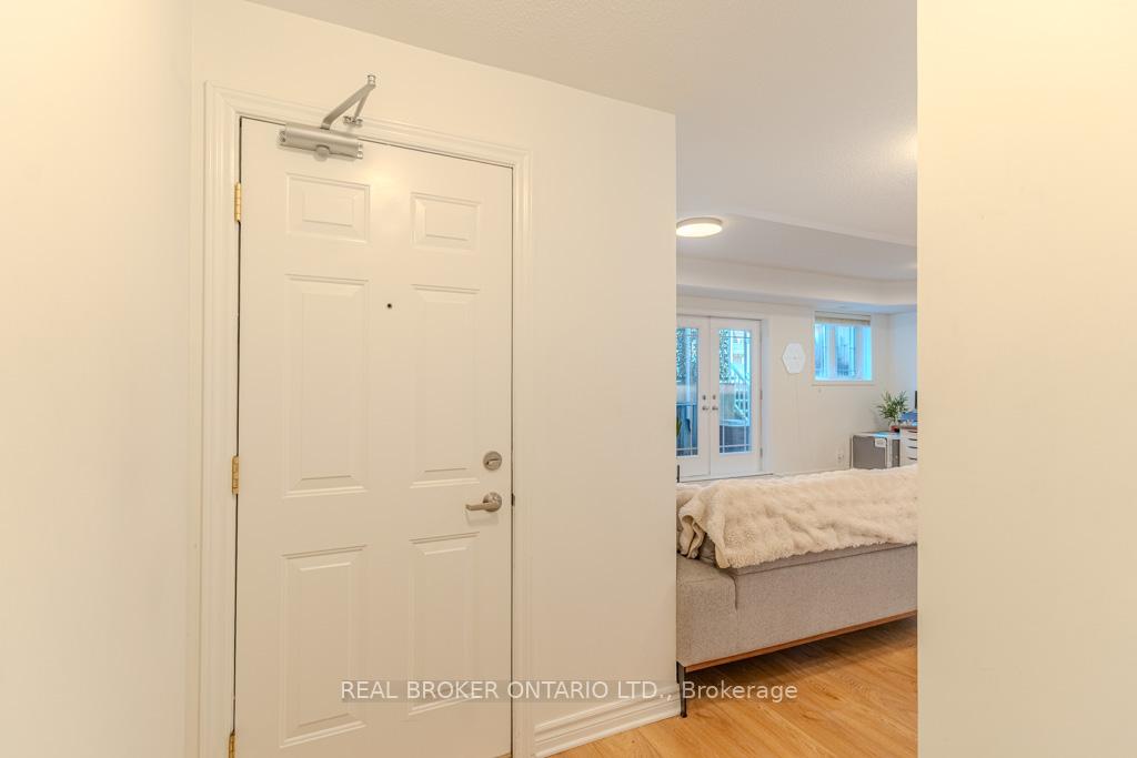 Photo 6 of Unit 2, 176 Paseo Private, Ottawa, Centrepointe — HOMEH