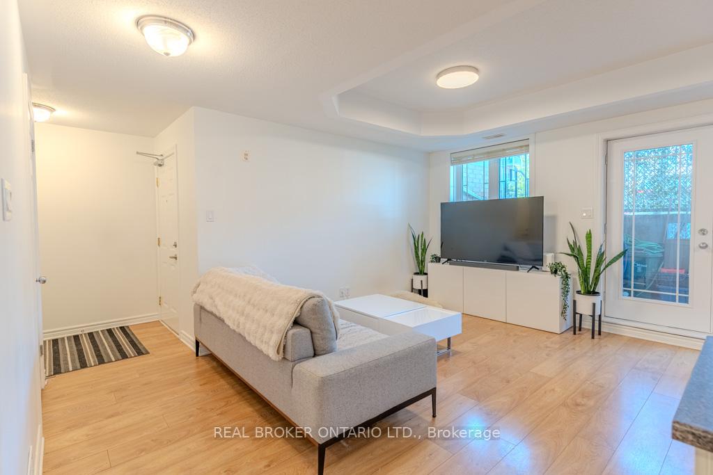 Photo 10 of Unit 2, 176 Paseo Private, Ottawa, Centrepointe — HOMEH