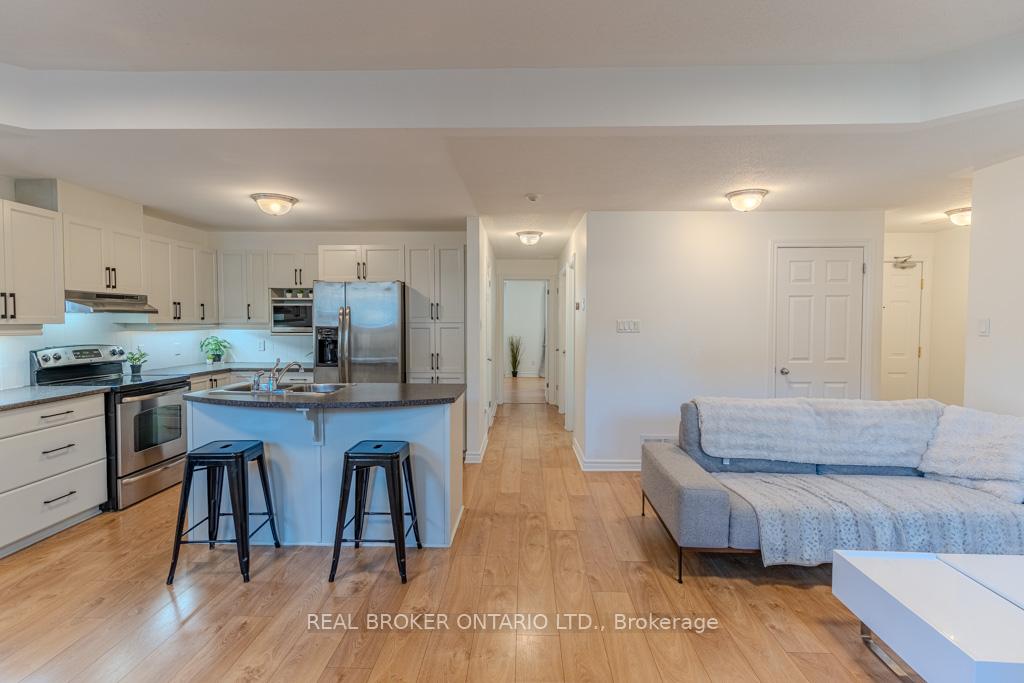 Photo 11 of Unit 2, 176 Paseo Private, Ottawa, Centrepointe — HOMEH