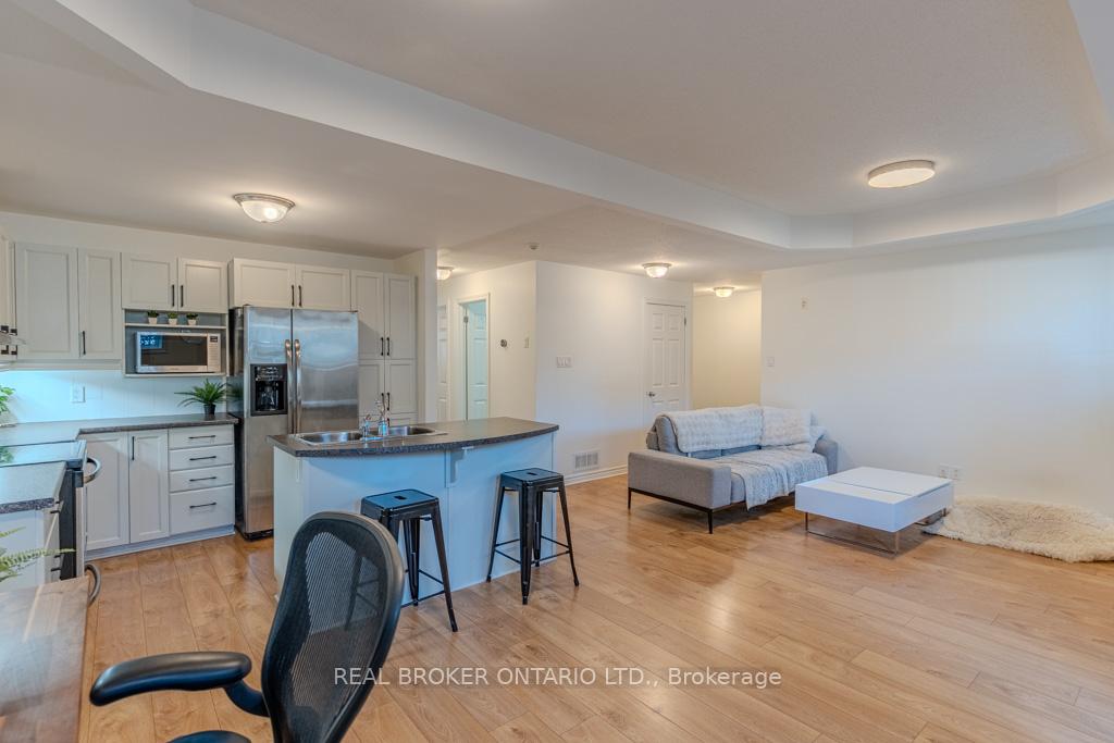 Photo 14 of Unit 2, 176 Paseo Private, Ottawa, Centrepointe — HOMEH