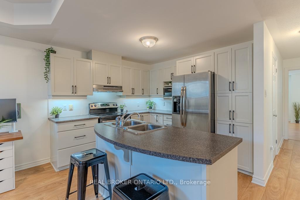 Photo 15 of Unit 2, 176 Paseo Private, Ottawa, Centrepointe — HOMEH