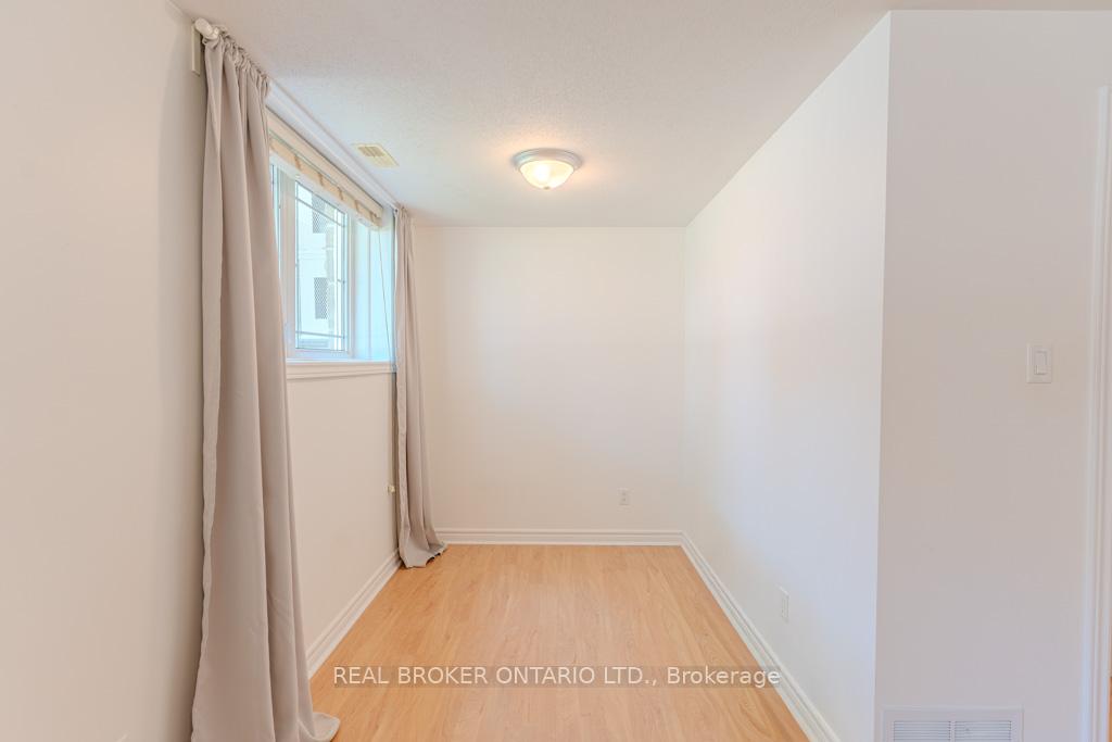 Photo 23 of Unit 2, 176 Paseo Private, Ottawa, Centrepointe — HOMEH