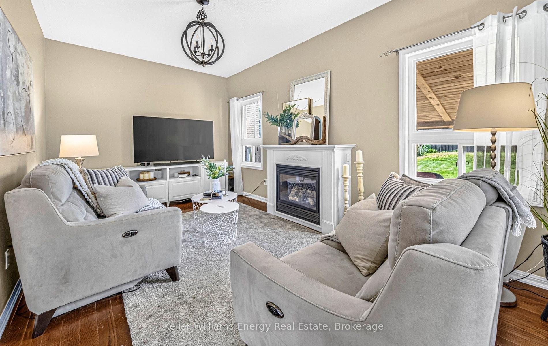 Photo 10 of 839 Ormond Drive, Oshawa, Samac — HOMEH