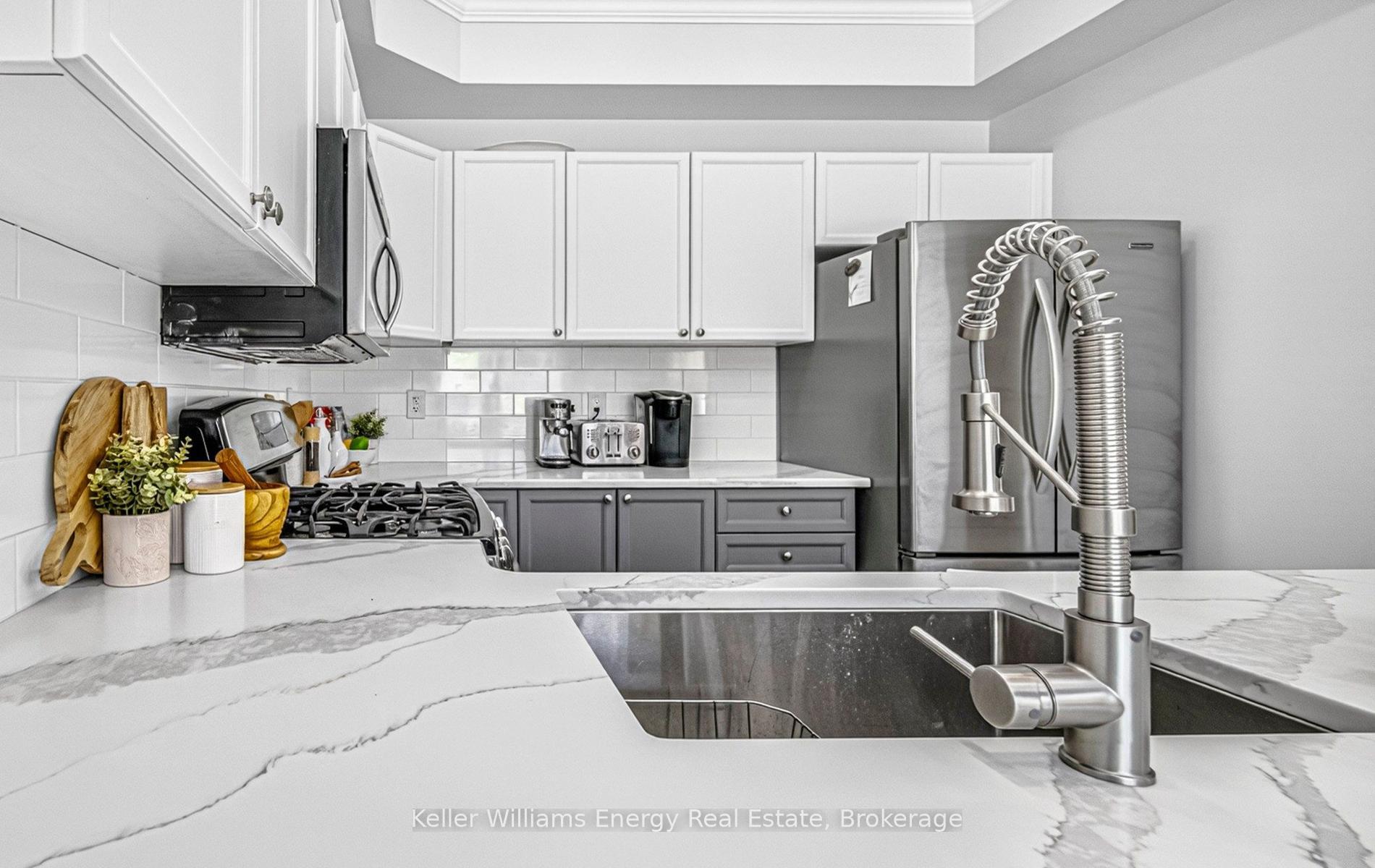 Photo 21 of 839 Ormond Drive, Oshawa, Samac — HOMEH