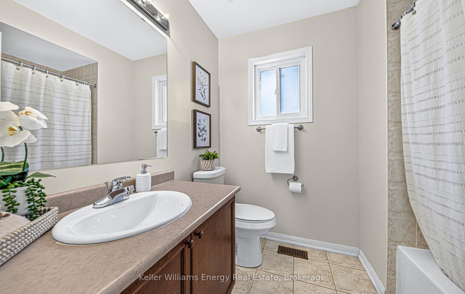 Photo 33 of 839 Ormond Drive, Oshawa, Samac — HOMEH