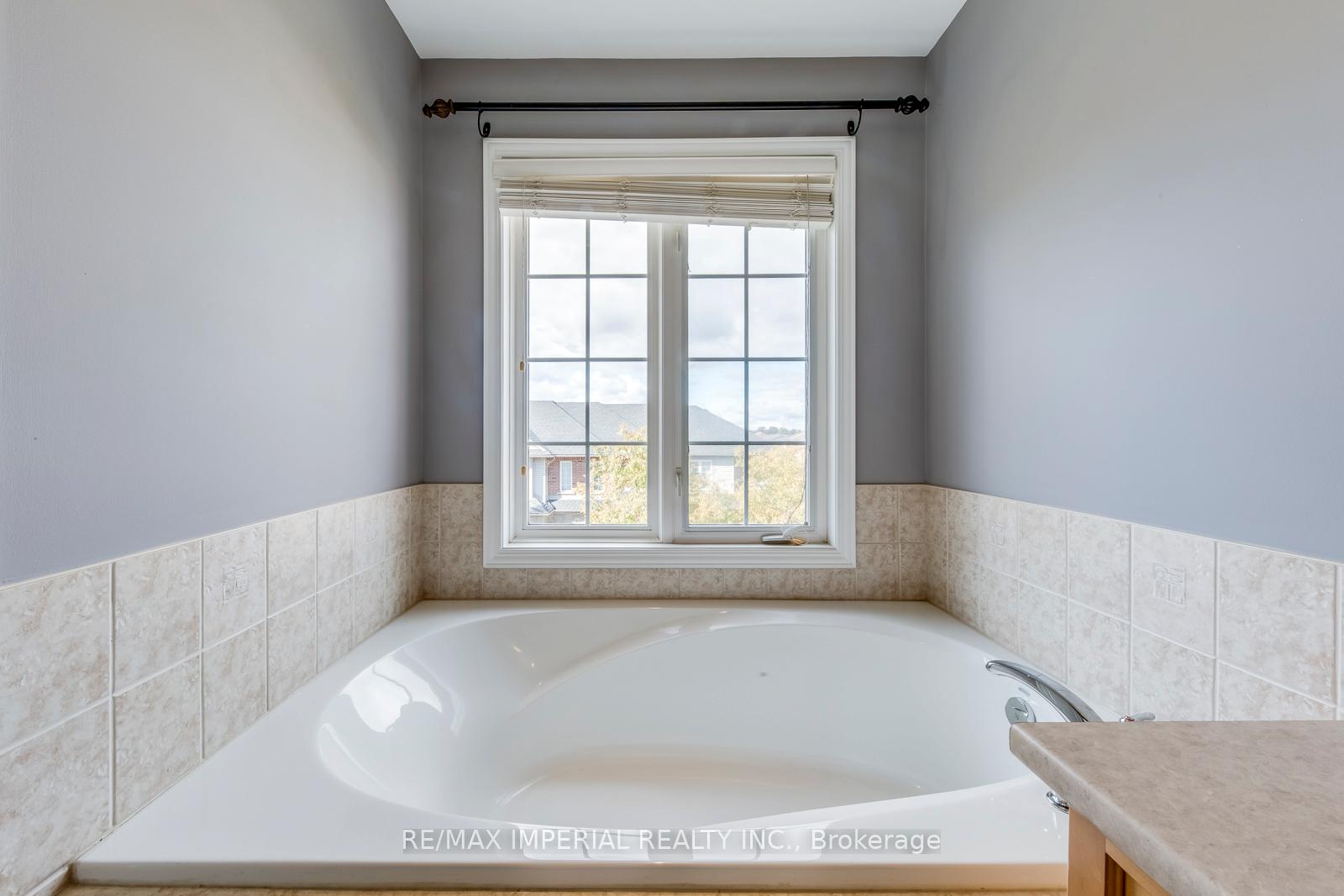Photo 30 of Unit 25, 7 Southside Place, Hamilton, Mountview — HOMEH