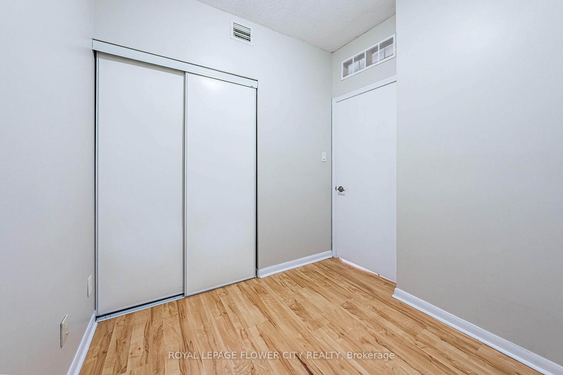 Photo 23 of Unit 907, 2464 Weston Road, North York, Weston — HOMEH