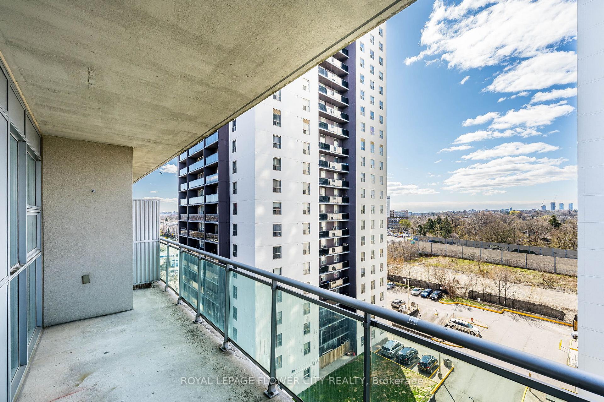 Photo 29 of Unit 907, 2464 Weston Road, North York, Weston — HOMEH