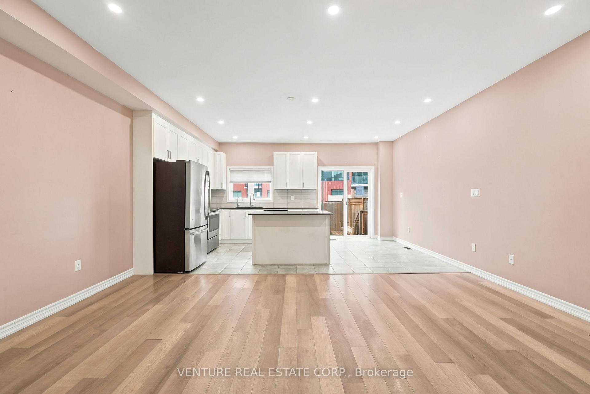 Photo 9 of 20 Prospect Way, Whitby, Pringle Creek — HOMEH