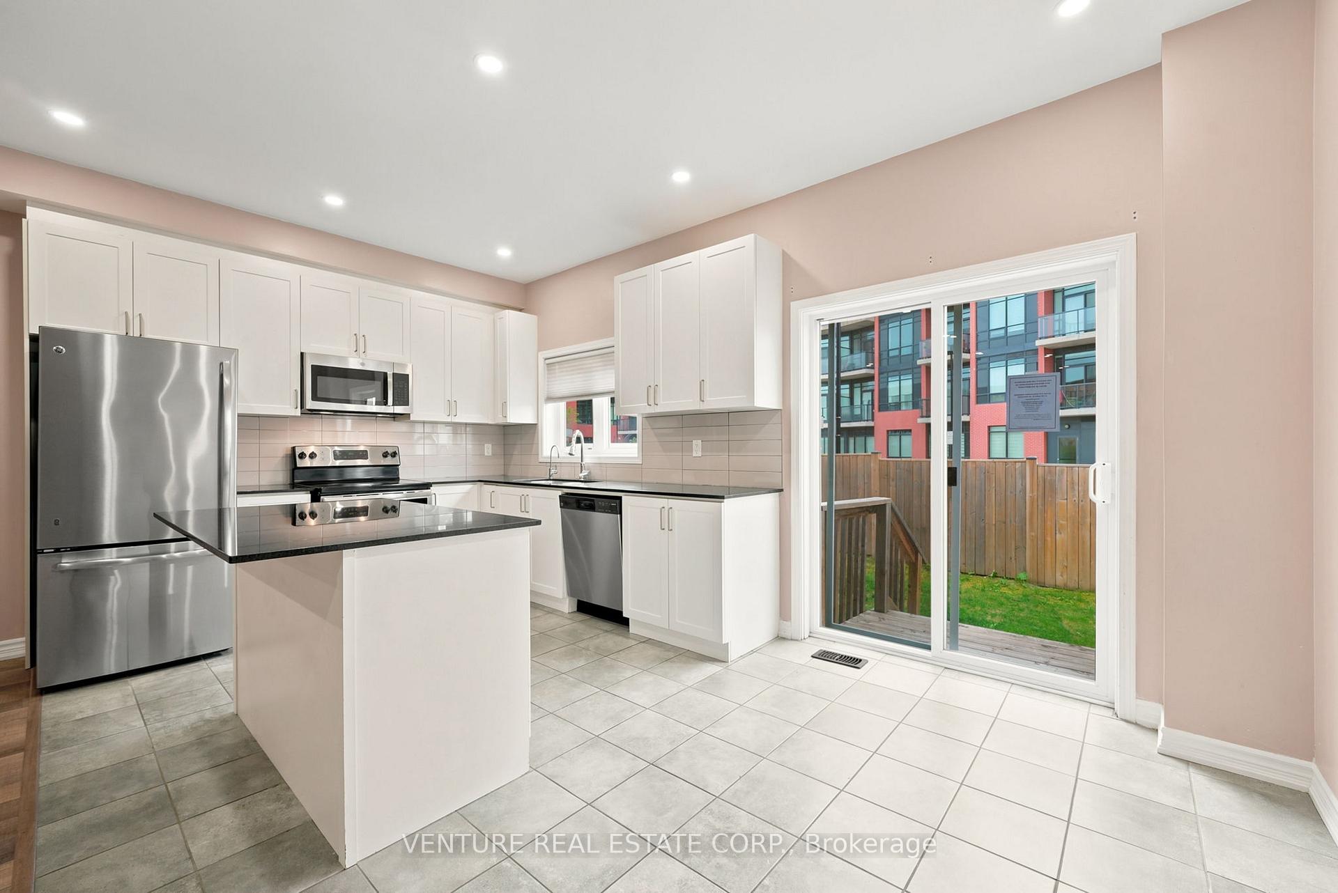 Photo 10 of 20 Prospect Way, Whitby, Pringle Creek — HOMEH
