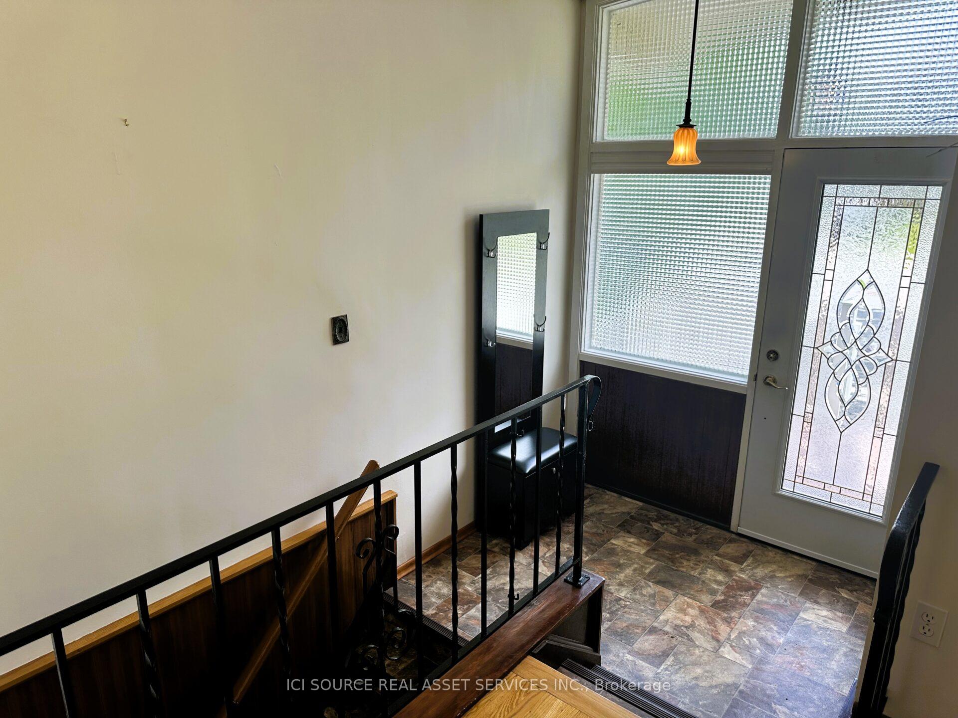 Photo 2 of 275 St Anne's Crescent, Peterborough, Northcrest Ward 5 — HOMEH