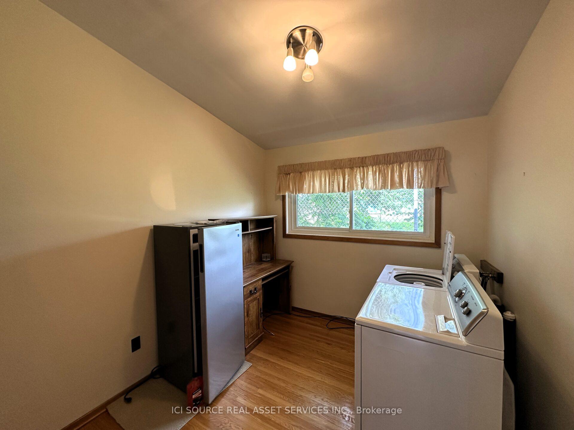 Photo 15 of 275 St Anne's Crescent, Peterborough, Northcrest Ward 5 — HOMEH