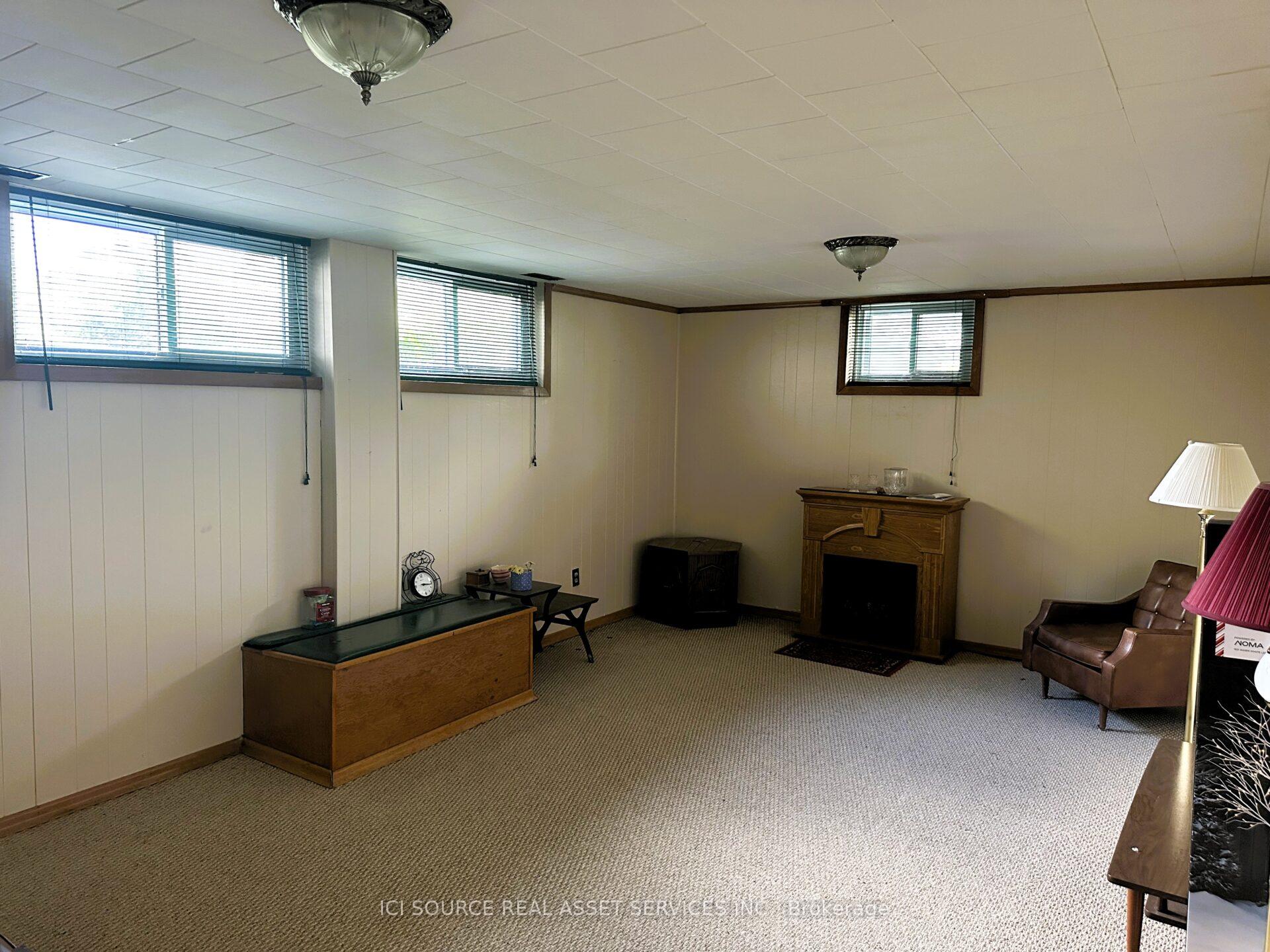 Photo 22 of 275 St Anne's Crescent, Peterborough, Northcrest Ward 5 — HOMEH