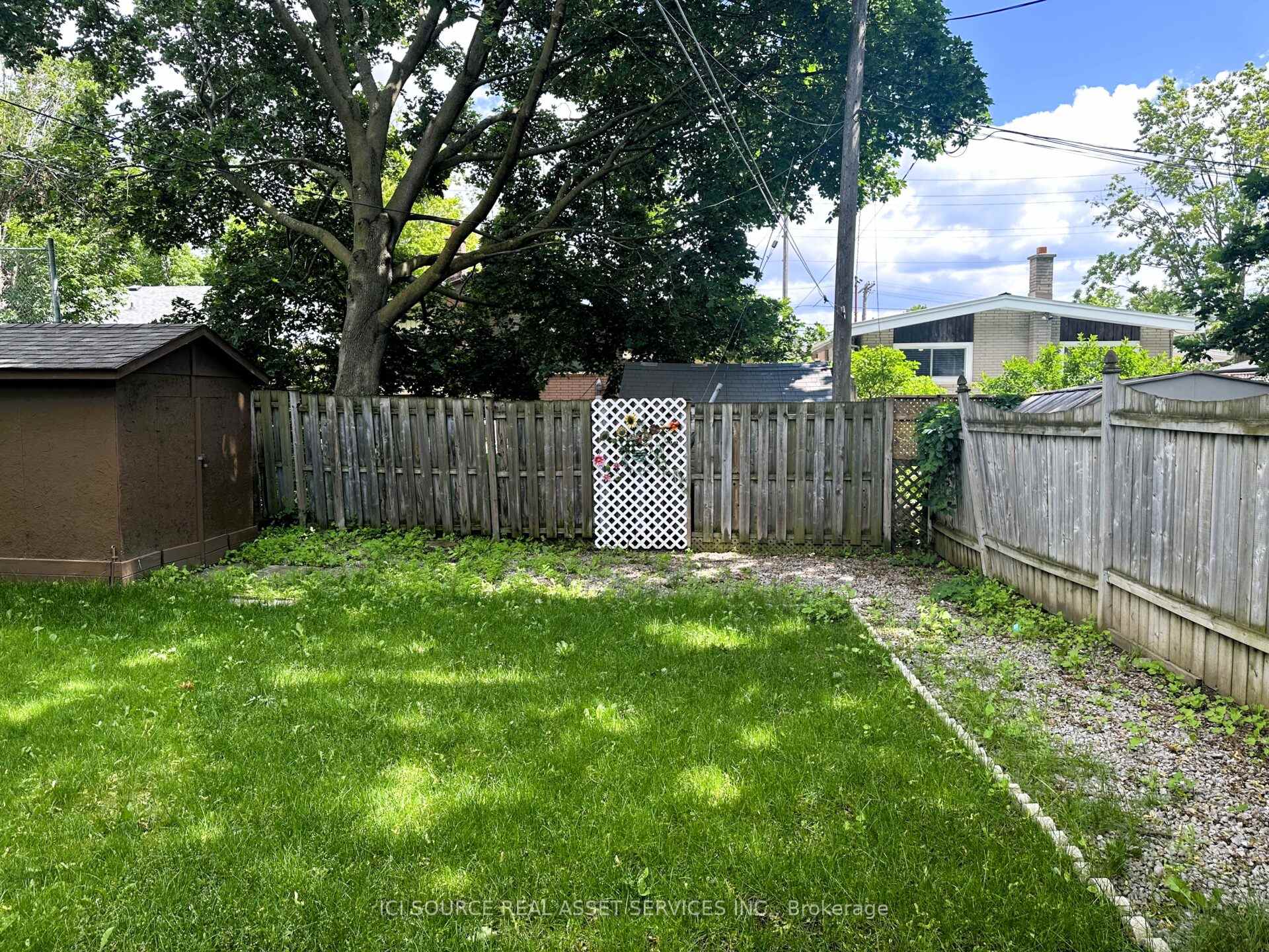 Photo 31 of 275 St Anne's Crescent, Peterborough, Northcrest Ward 5 — HOMEH