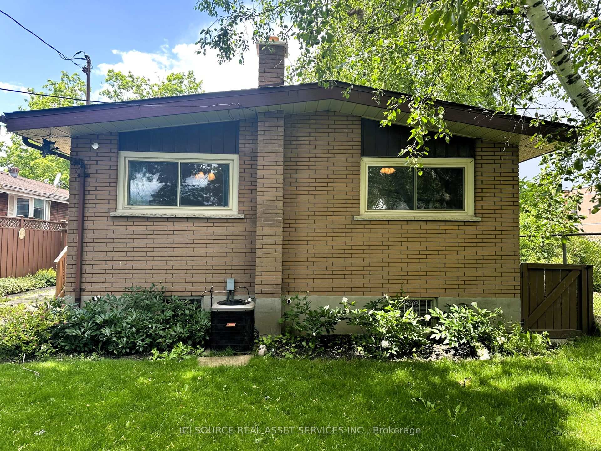 Photo 33 of 275 St Anne's Crescent, Peterborough, Northcrest Ward 5 — HOMEH