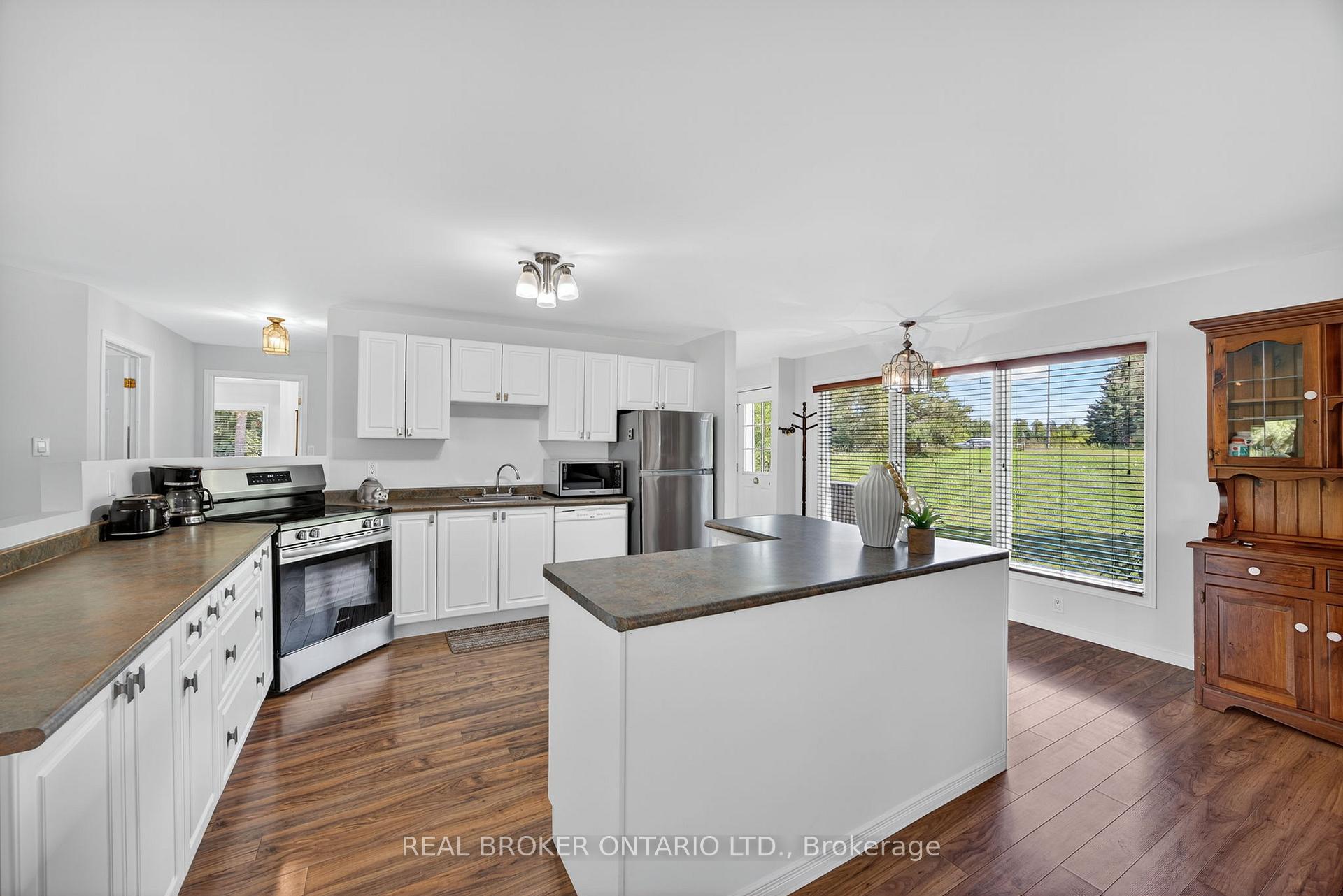 Photo 4 of 2174 Atkinson Road, Springwater, Rural Springwater — HOMEH