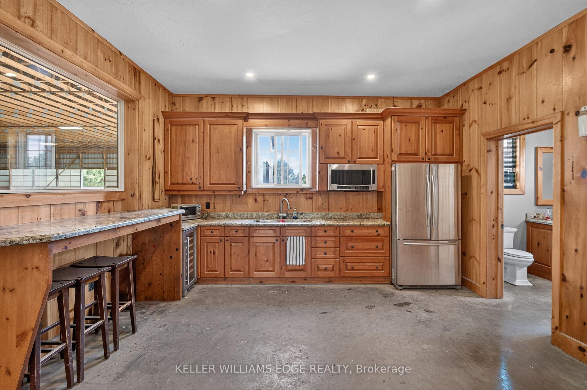 Photo 6 of 564 8th Concession Road E, Hamilton, Rural Flamborough — HOMEH