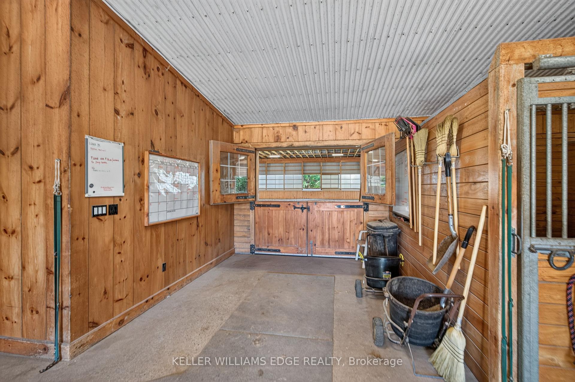 Photo 18 of 564 8th Concession Road E, Hamilton, Rural Flamborough — HOMEH