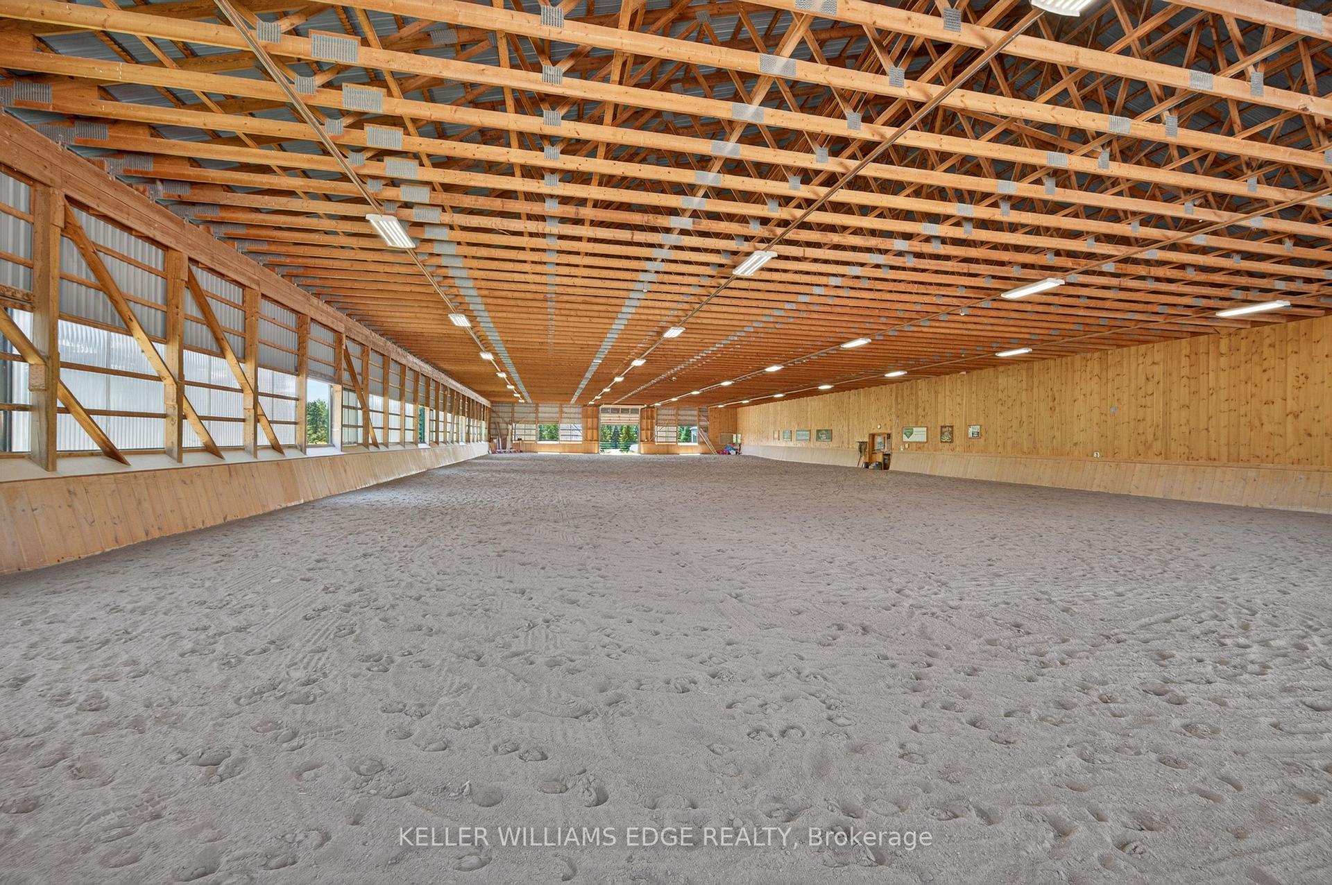 Photo 19 of 564 8th Concession Road E, Hamilton, Rural Flamborough — HOMEH