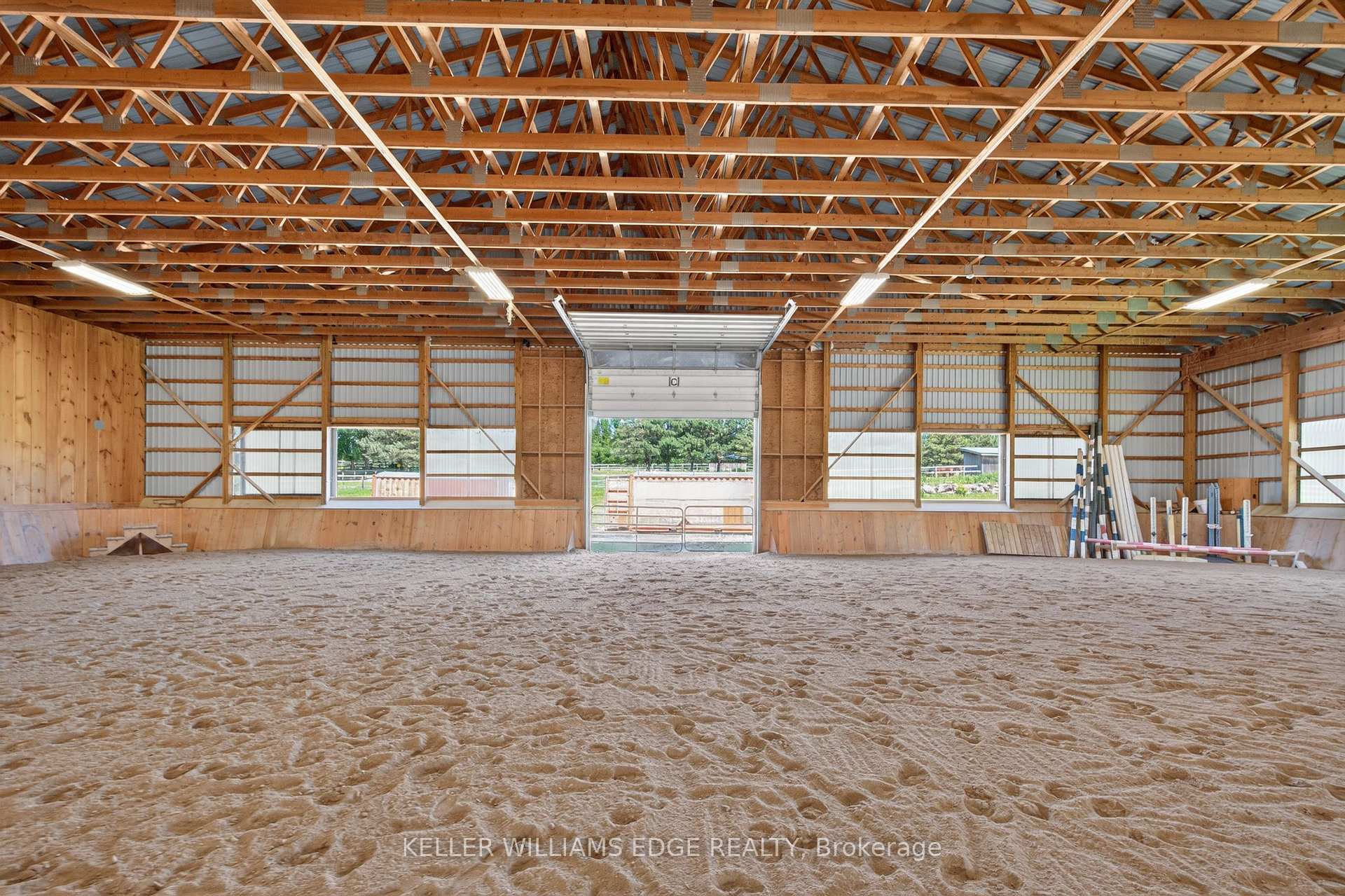 Photo 20 of 564 8th Concession Road E, Hamilton, Rural Flamborough — HOMEH