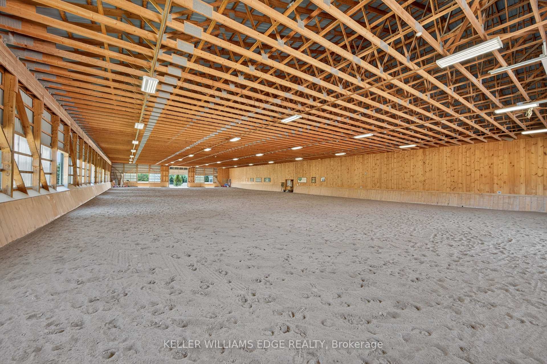 Photo 21 of 564 8th Concession Road E, Hamilton, Rural Flamborough — HOMEH