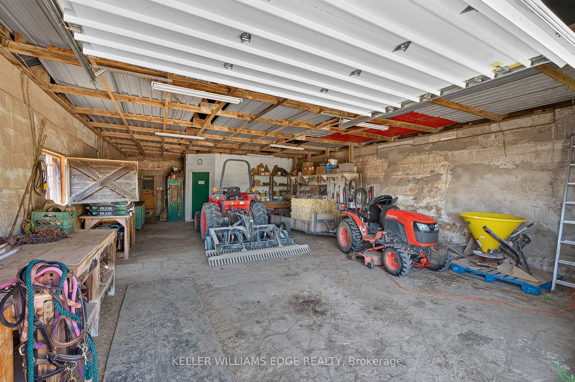 Photo 27 of 564 8th Concession Road E, Hamilton, Rural Flamborough — HOMEH