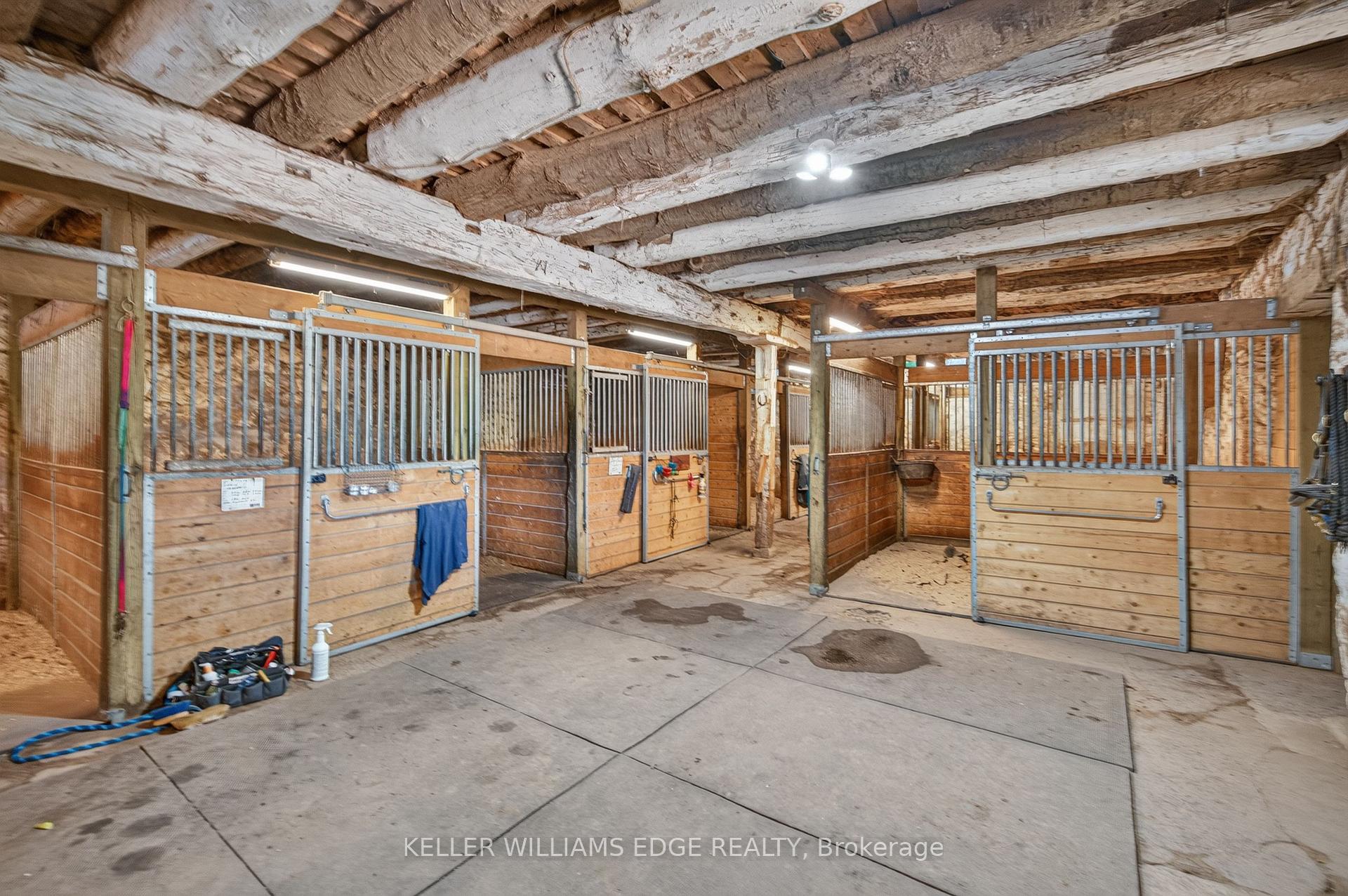 Photo 30 of 564 8th Concession Road E, Hamilton, Rural Flamborough — HOMEH