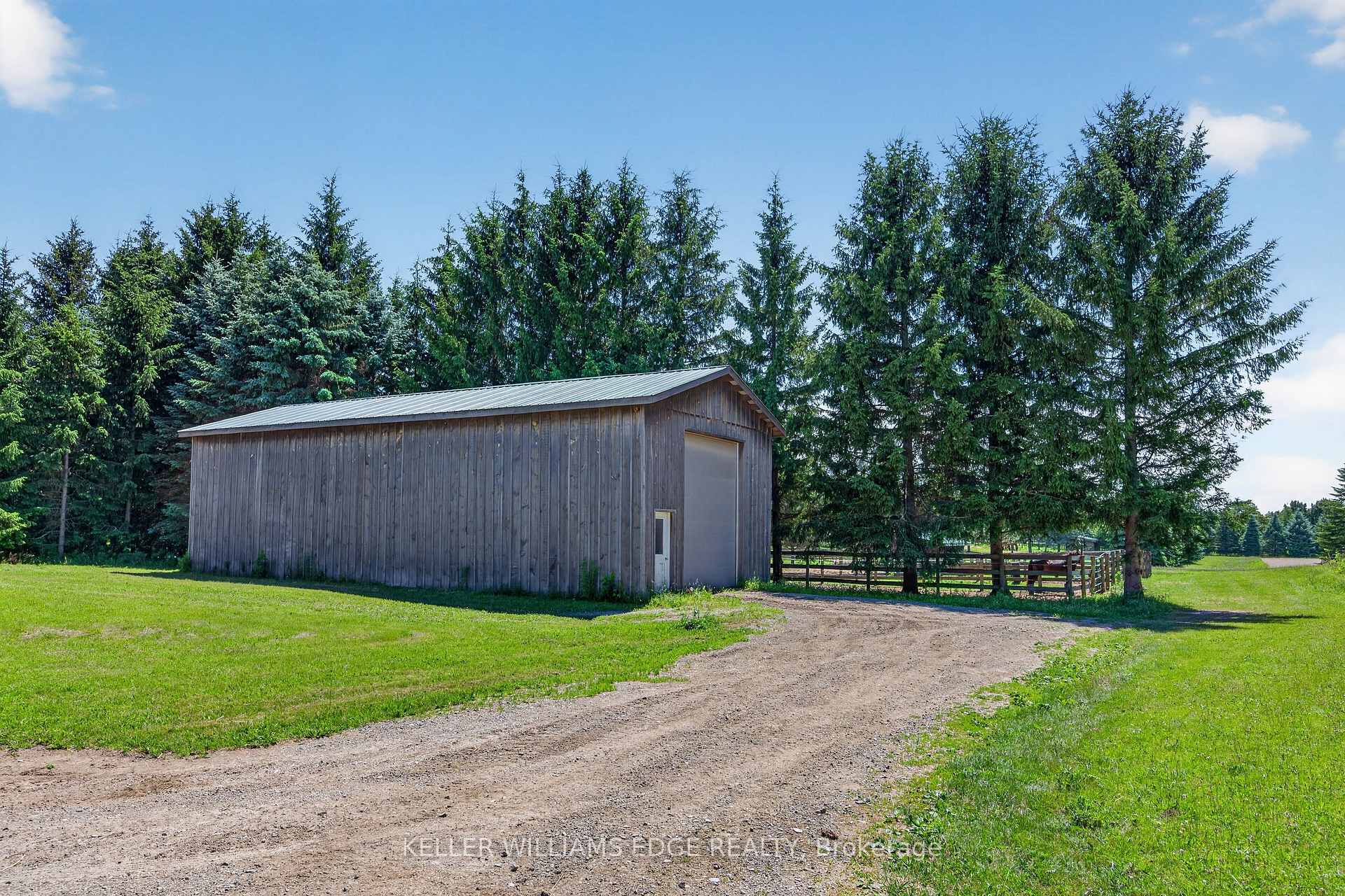 Photo 32 of 564 8th Concession Road E, Hamilton, Rural Flamborough — HOMEH