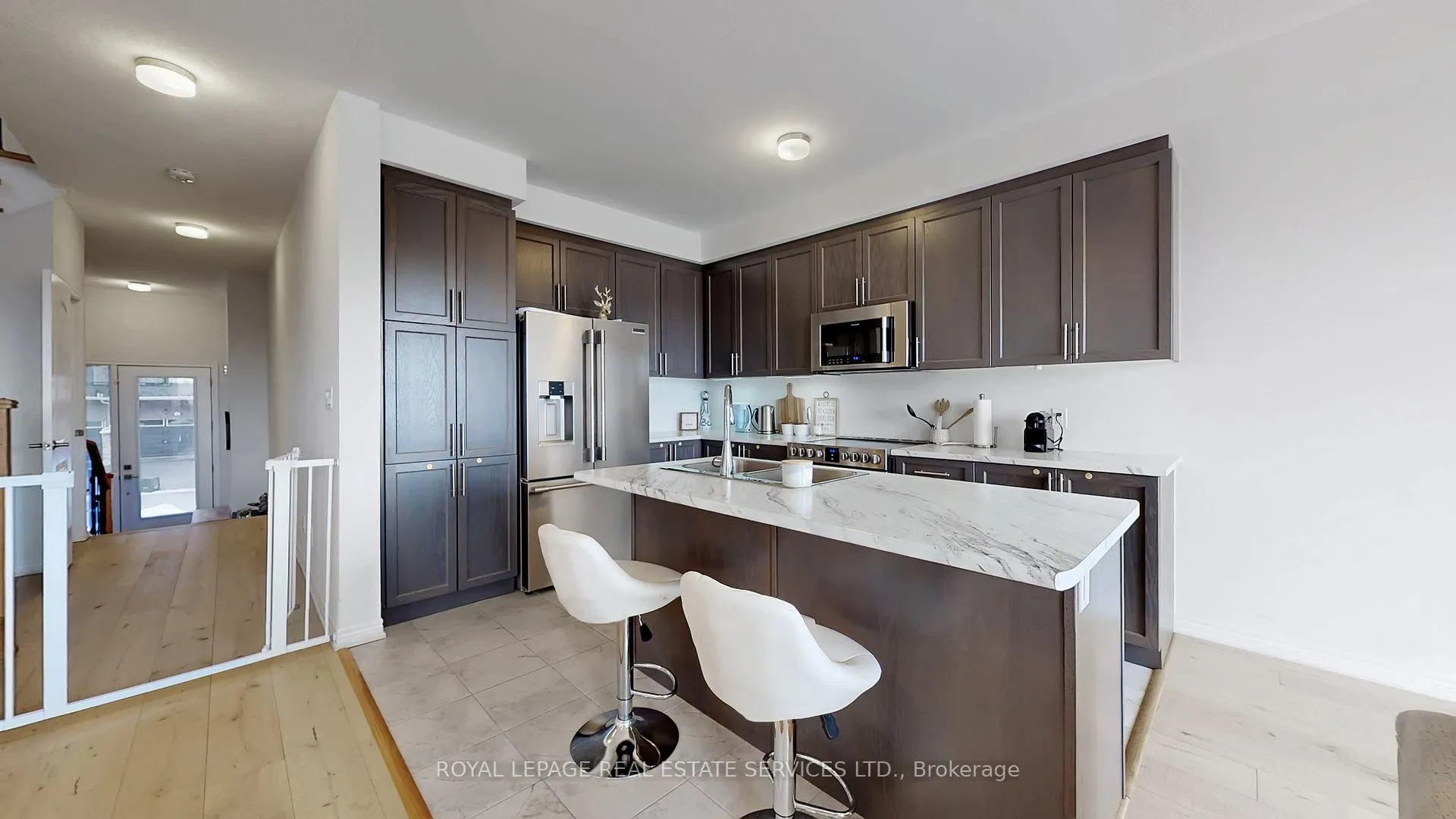 Photo 8 of 1068 Lockie Drive, Oshawa, Kedron — HOMEH