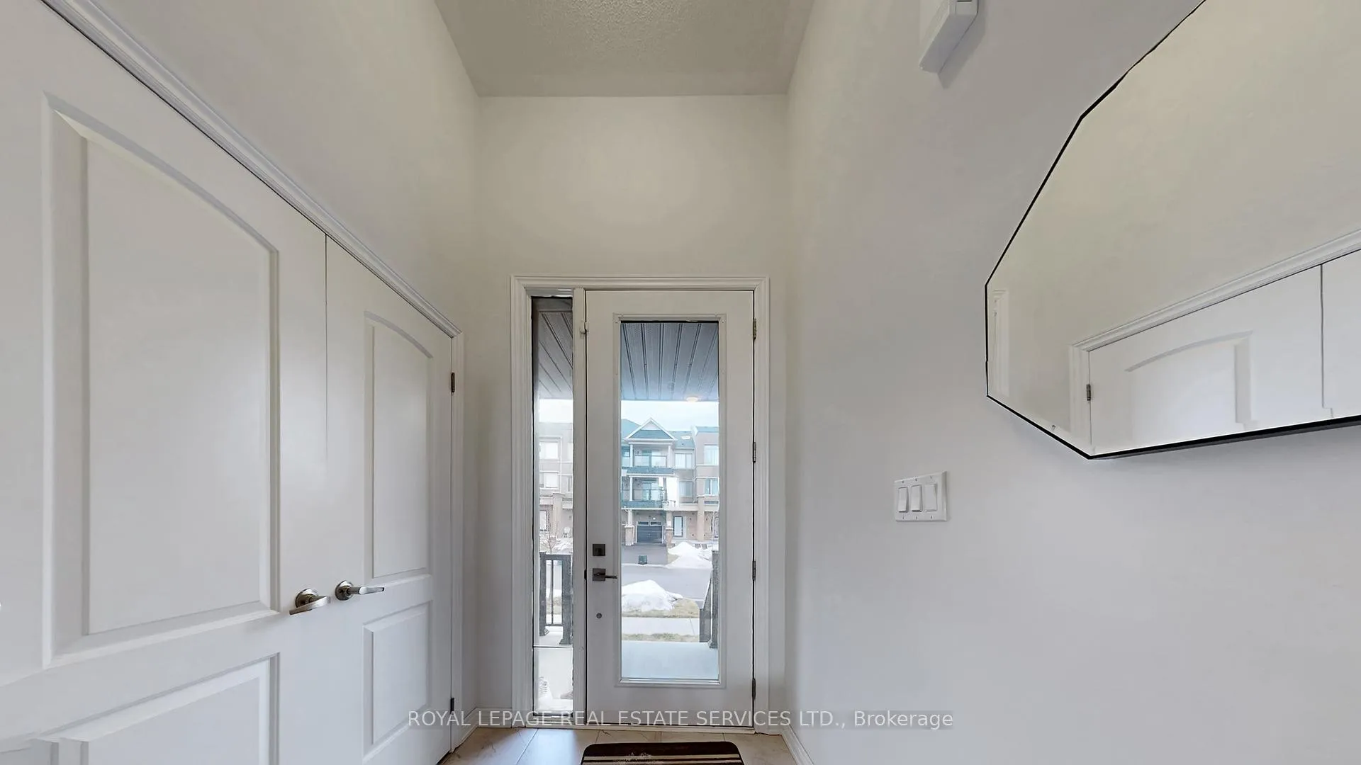Photo 10 of 1068 Lockie Drive, Oshawa, Kedron — HOMEH