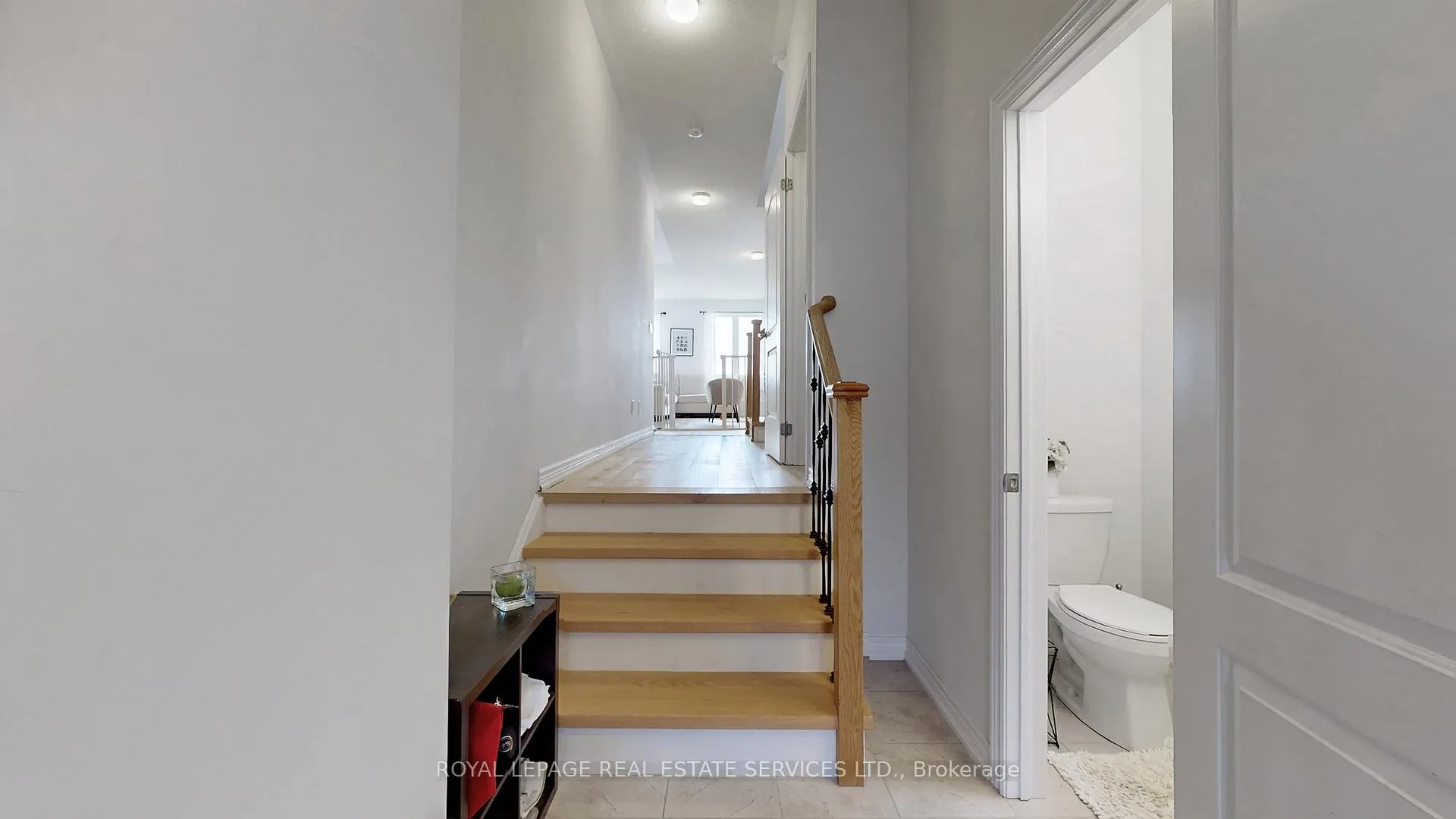 Photo 11 of 1068 Lockie Drive, Oshawa, Kedron — HOMEH