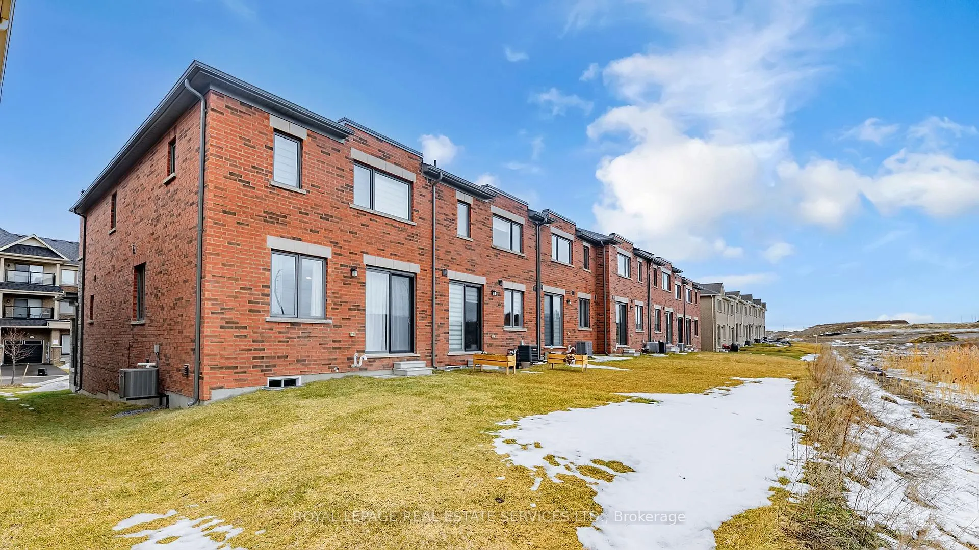 Photo 26 of 1068 Lockie Drive, Oshawa, Kedron — HOMEH
