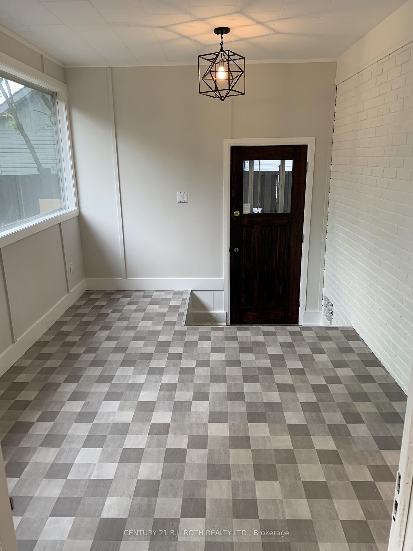 Photo 11 of 156 Puget Street, Barrie, Codrington — HOMEH