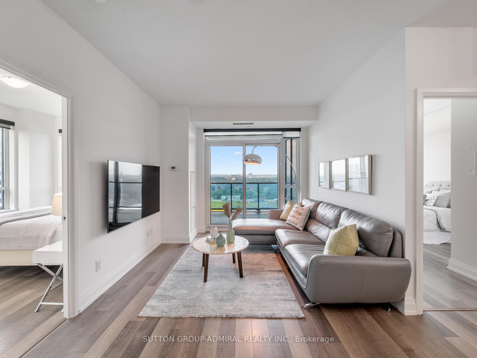 Photo 9 of Unit 912, 7167 Yonge Street, Markham, Thornhill — HOMEH
