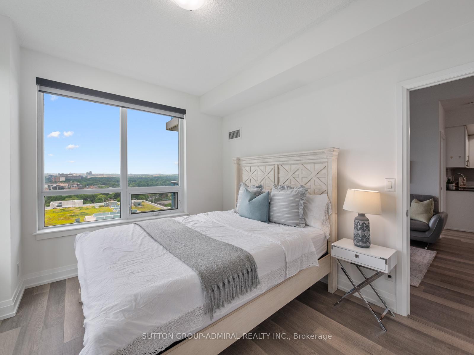Photo 14 of Unit 912, 7167 Yonge Street, Markham, Thornhill — HOMEH