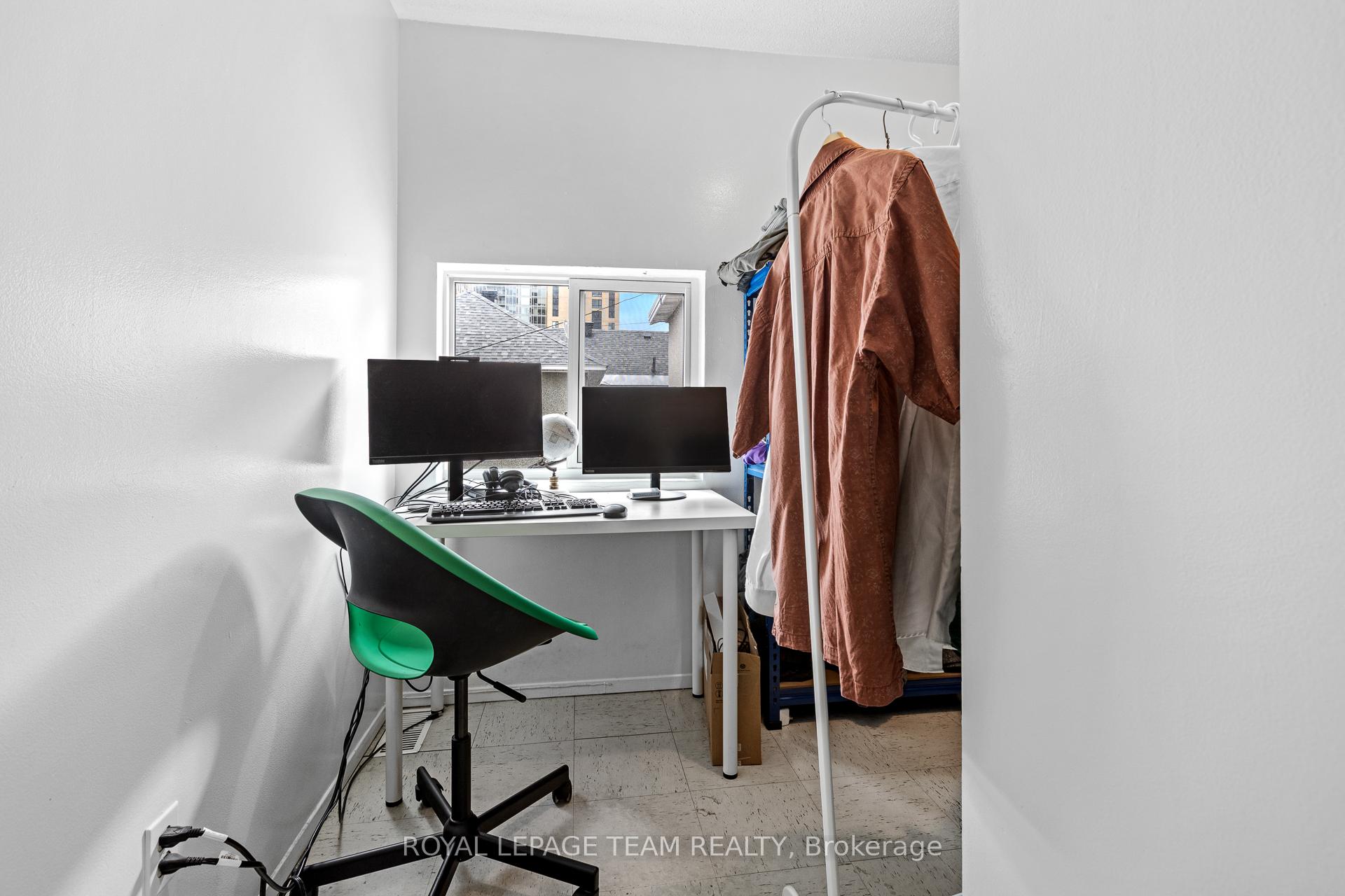 Photo 12 of Unit B, 53-1/2 Champagne Avenue, Ottawa, West Centre Town — HOMEH