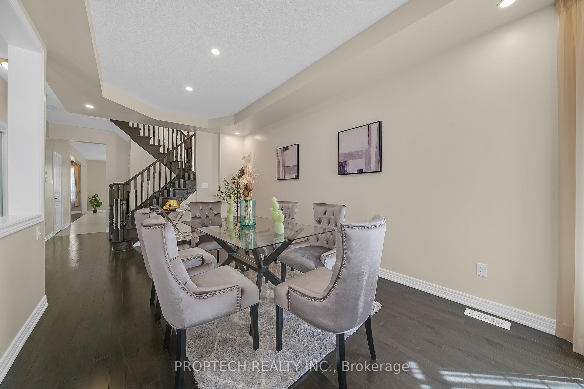 Photo 5 of 74 Manila Avenue, Markham, Berczy — HOMEH