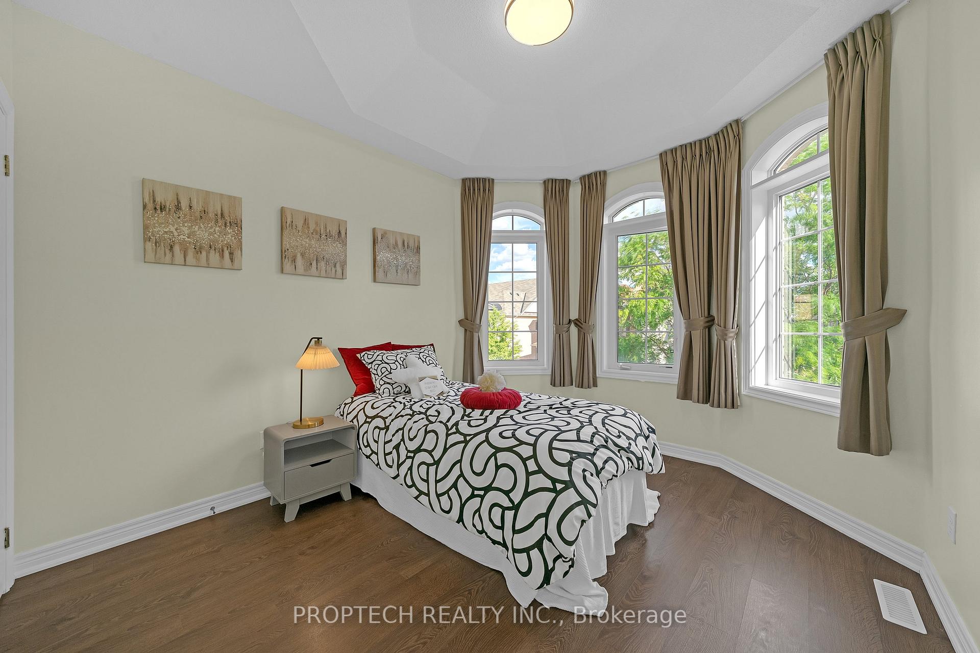 Photo 32 of 74 Manila Avenue, Markham, Berczy — HOMEH