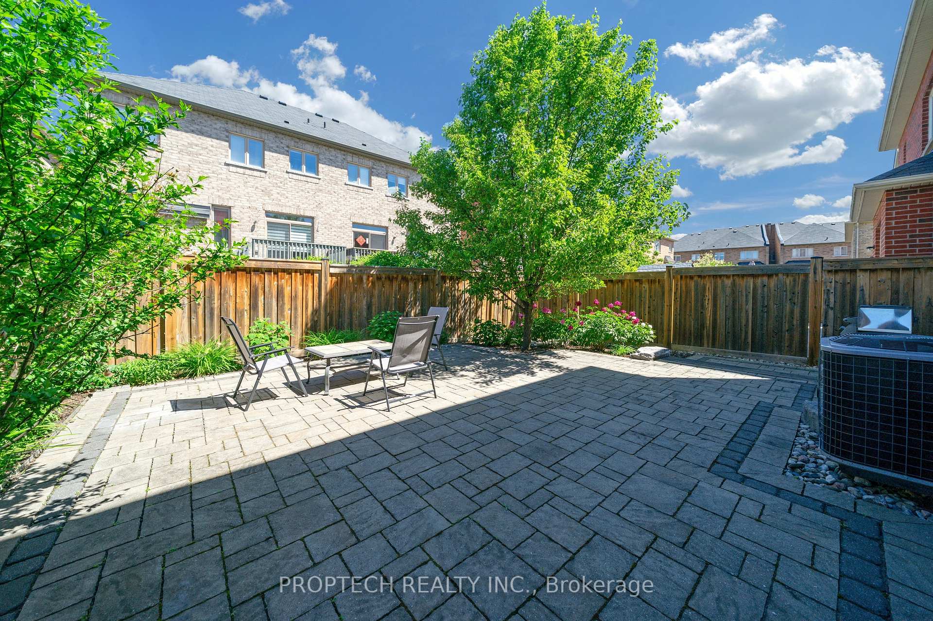 Photo 35 of 74 Manila Avenue, Markham, Berczy — HOMEH