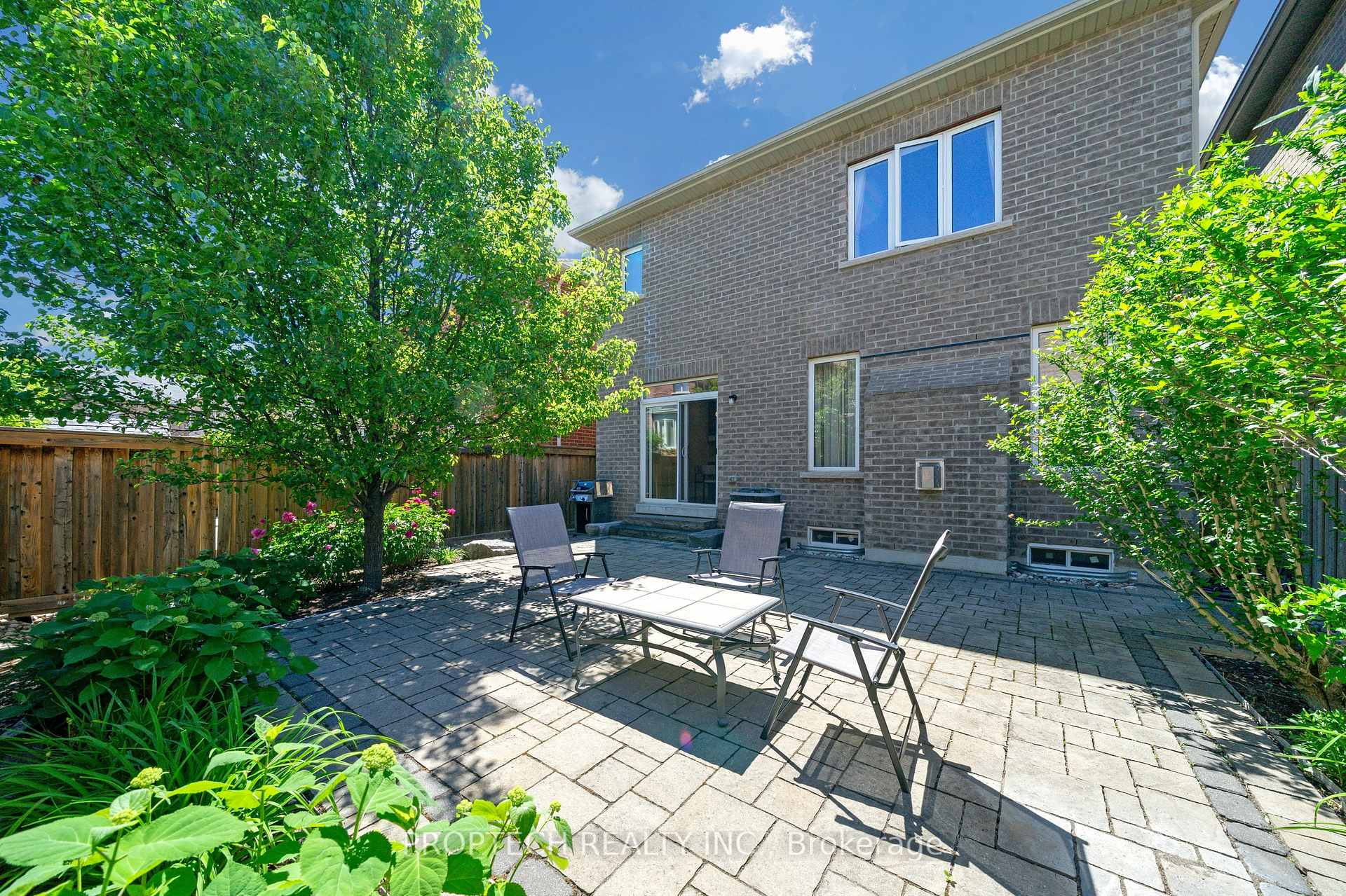 Photo 36 of 74 Manila Avenue, Markham, Berczy — HOMEH