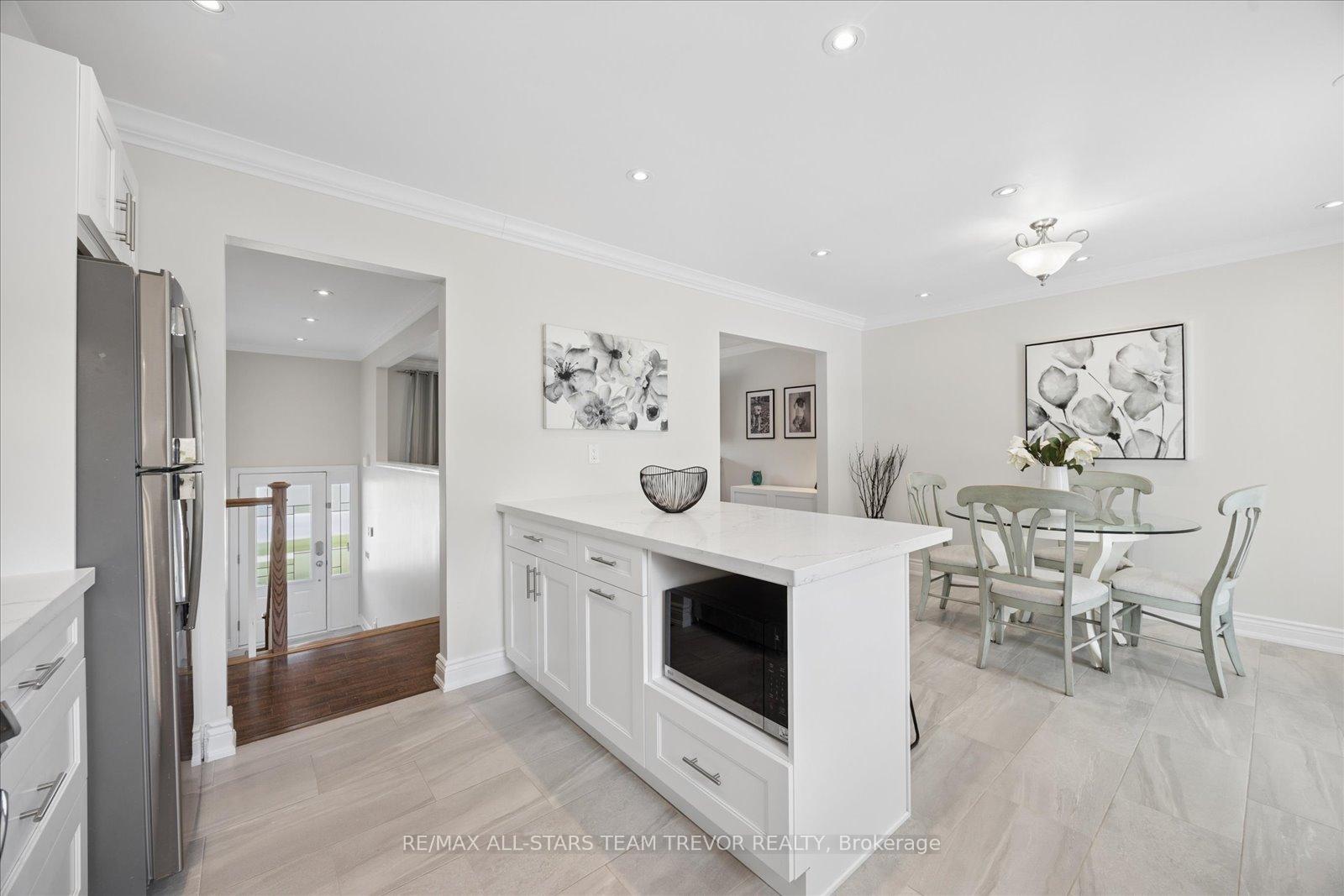 Photo 9 of 46 Windover Drive, Georgina, Keswick South — HOMEH